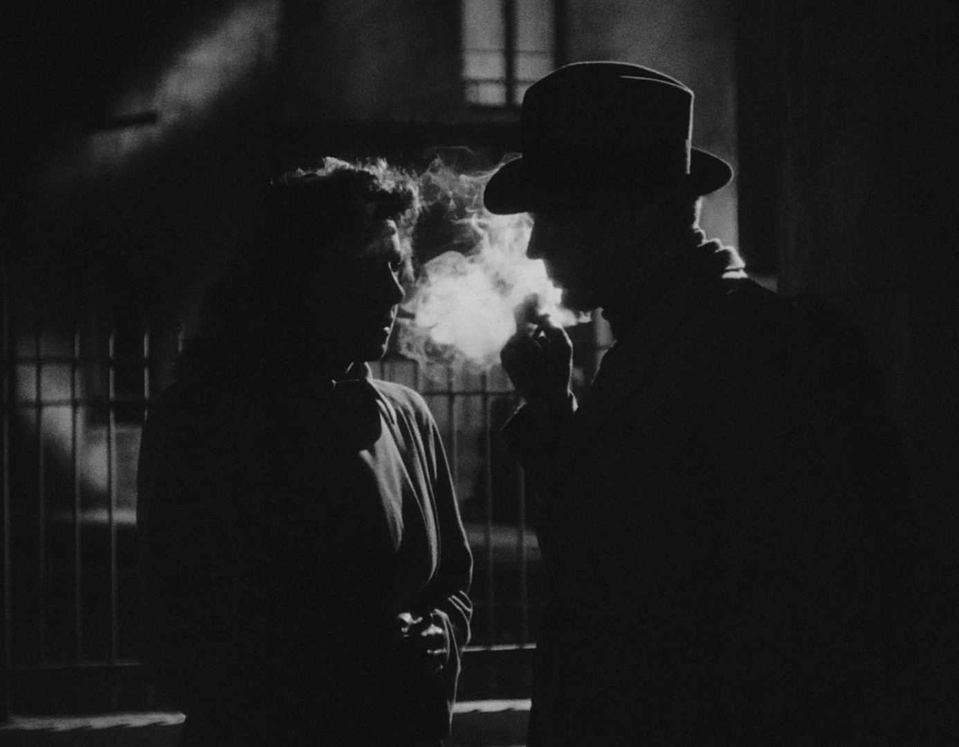 Panique (1947) —  shot,  lighting