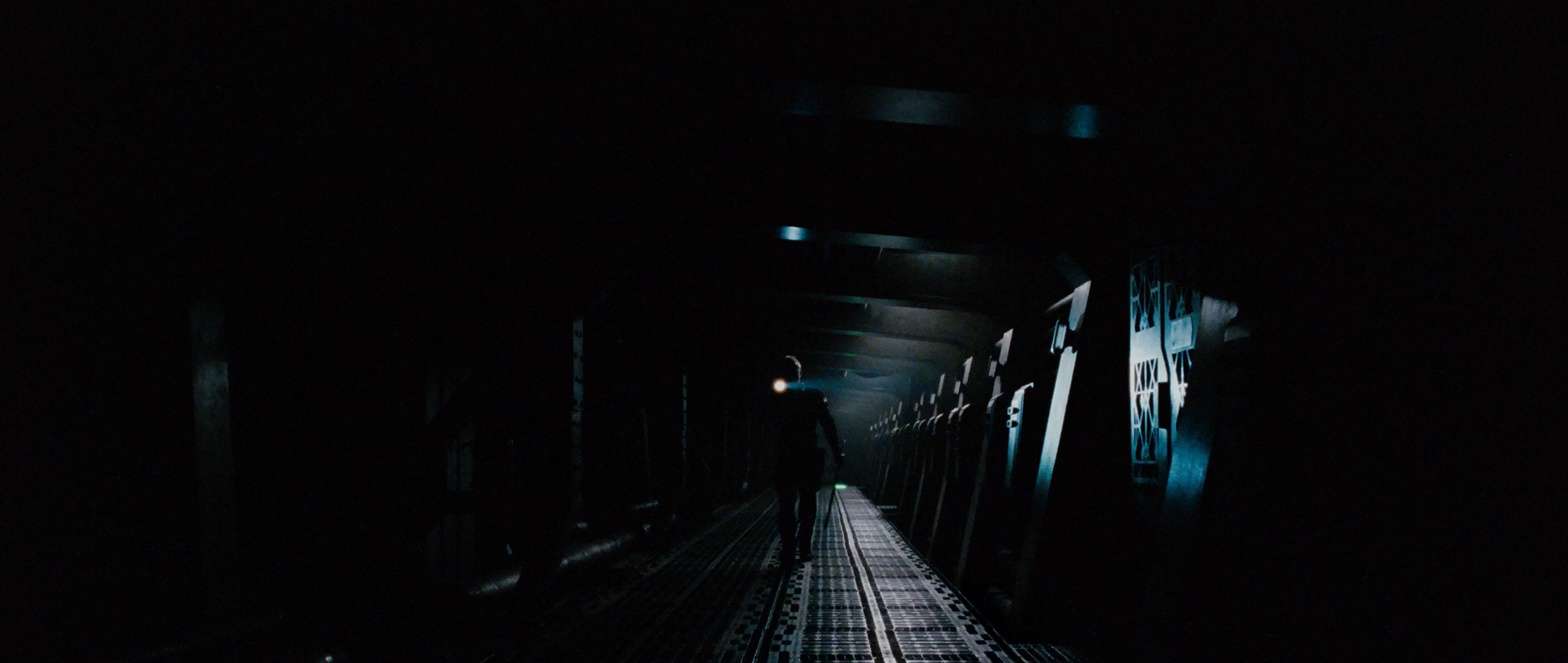 Pandorum (2009) —  shot,  lighting