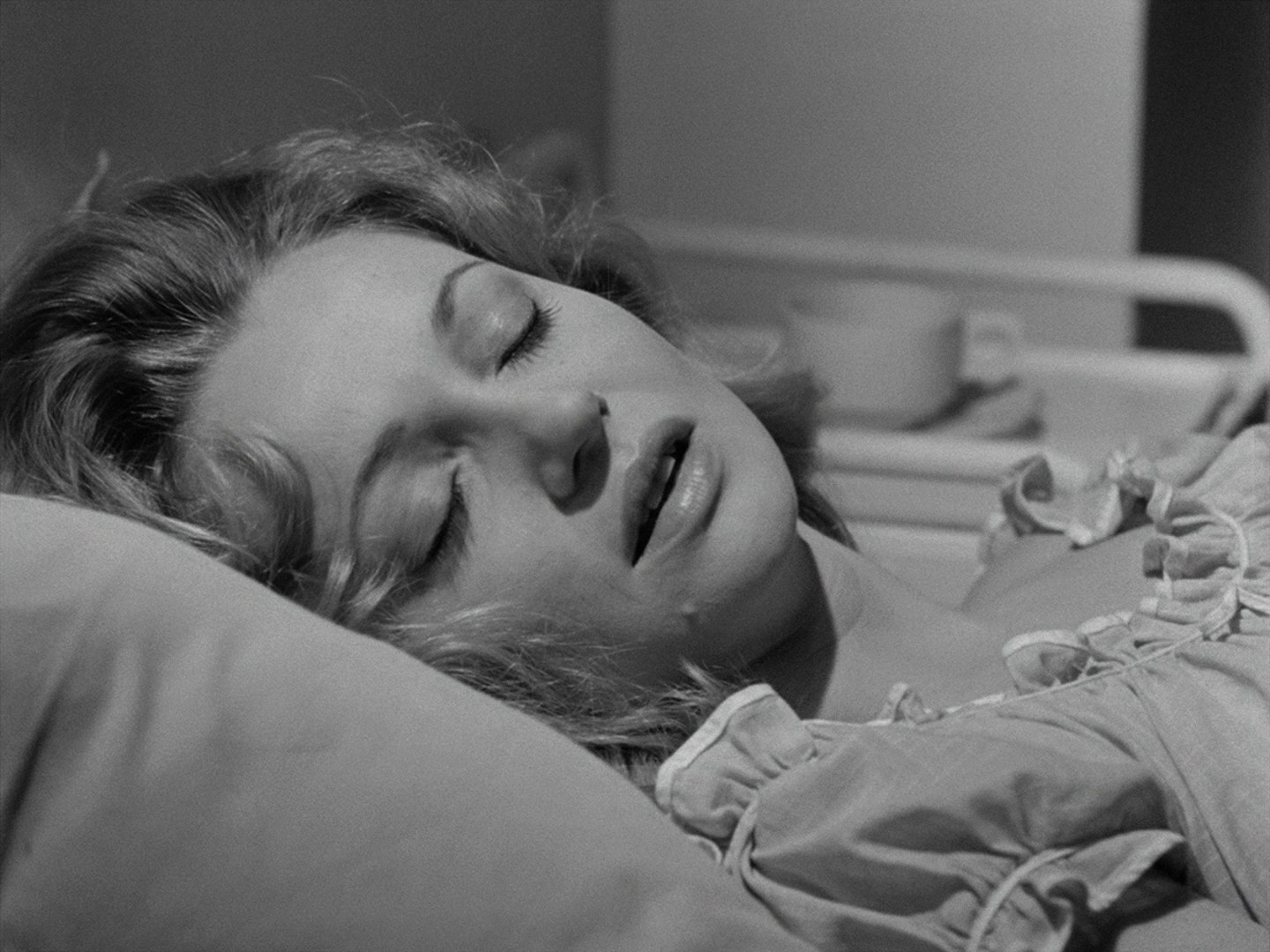 Two Men in Manhattan (1959) —  shot,  lighting