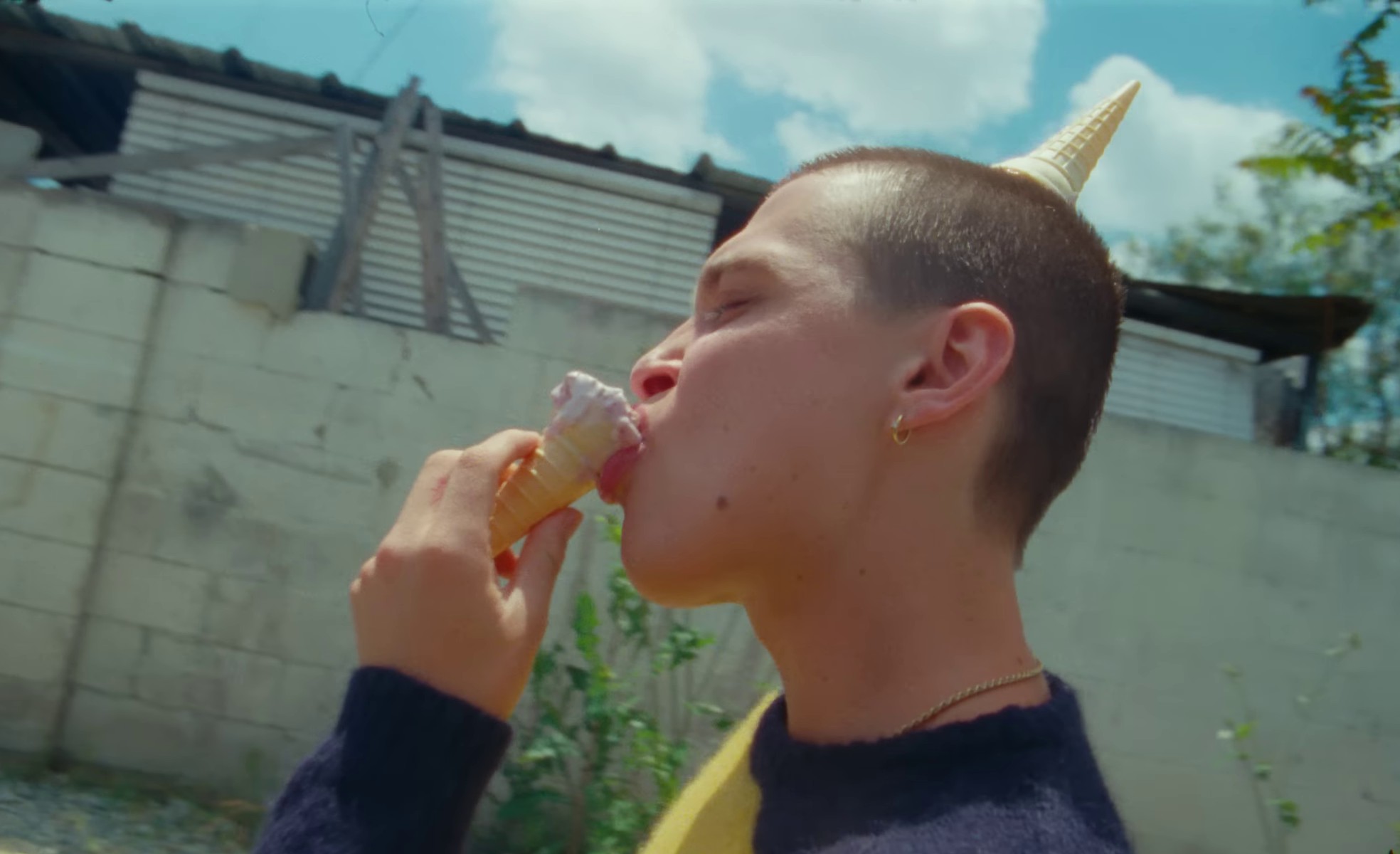 delusional world champion (2023) —  shot,  lighting