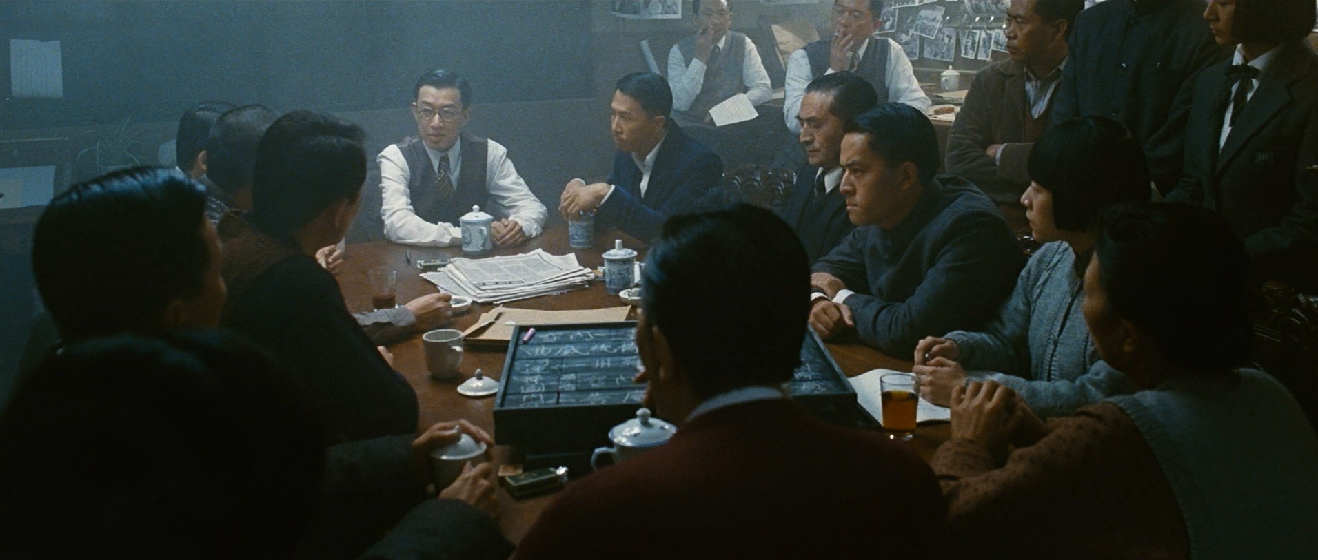 Jing wu feng yun: Chen Zhen (2010) —  shot,  lighting
