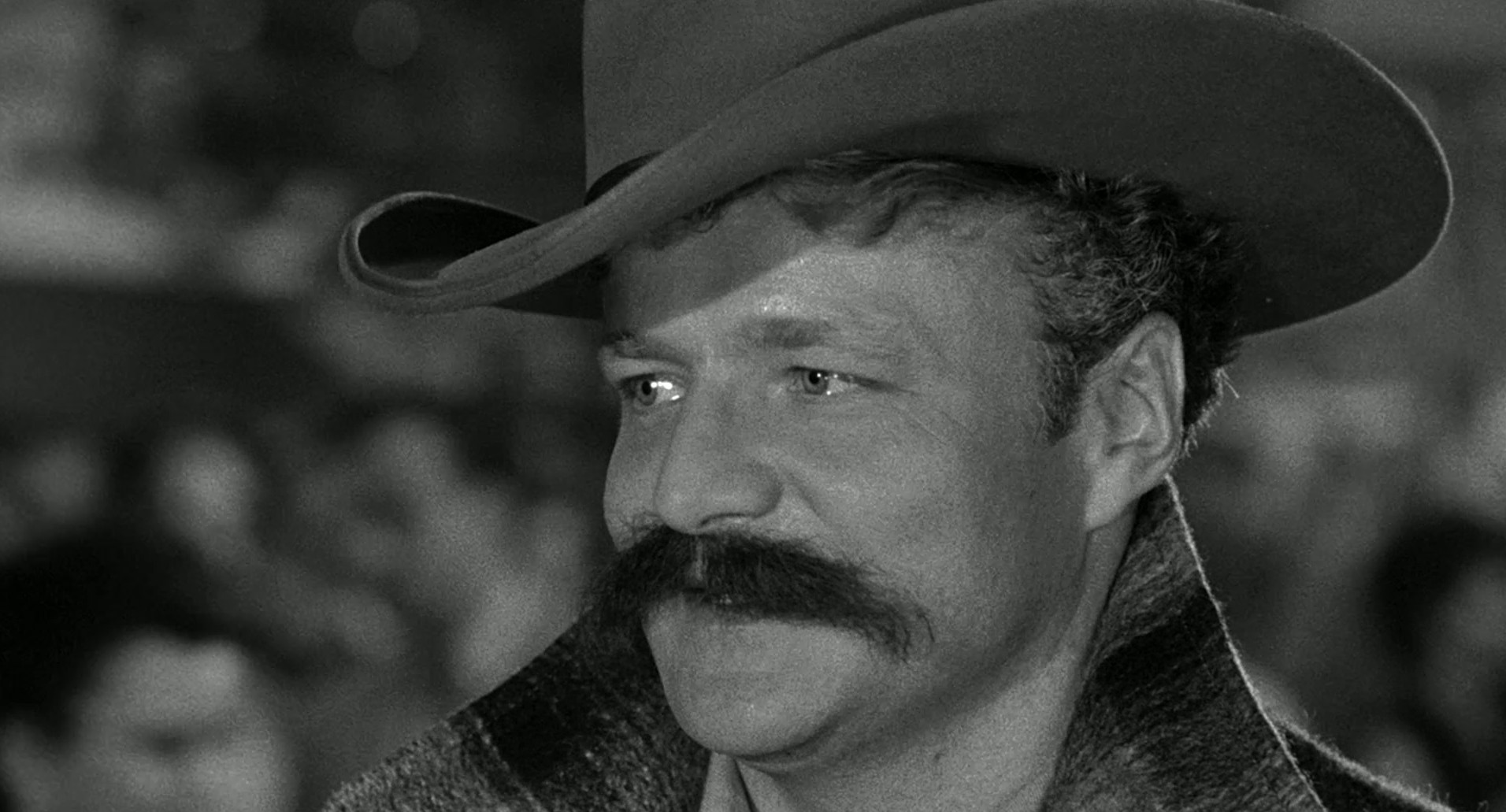 5 Against the House (1955) —  shot,  lighting