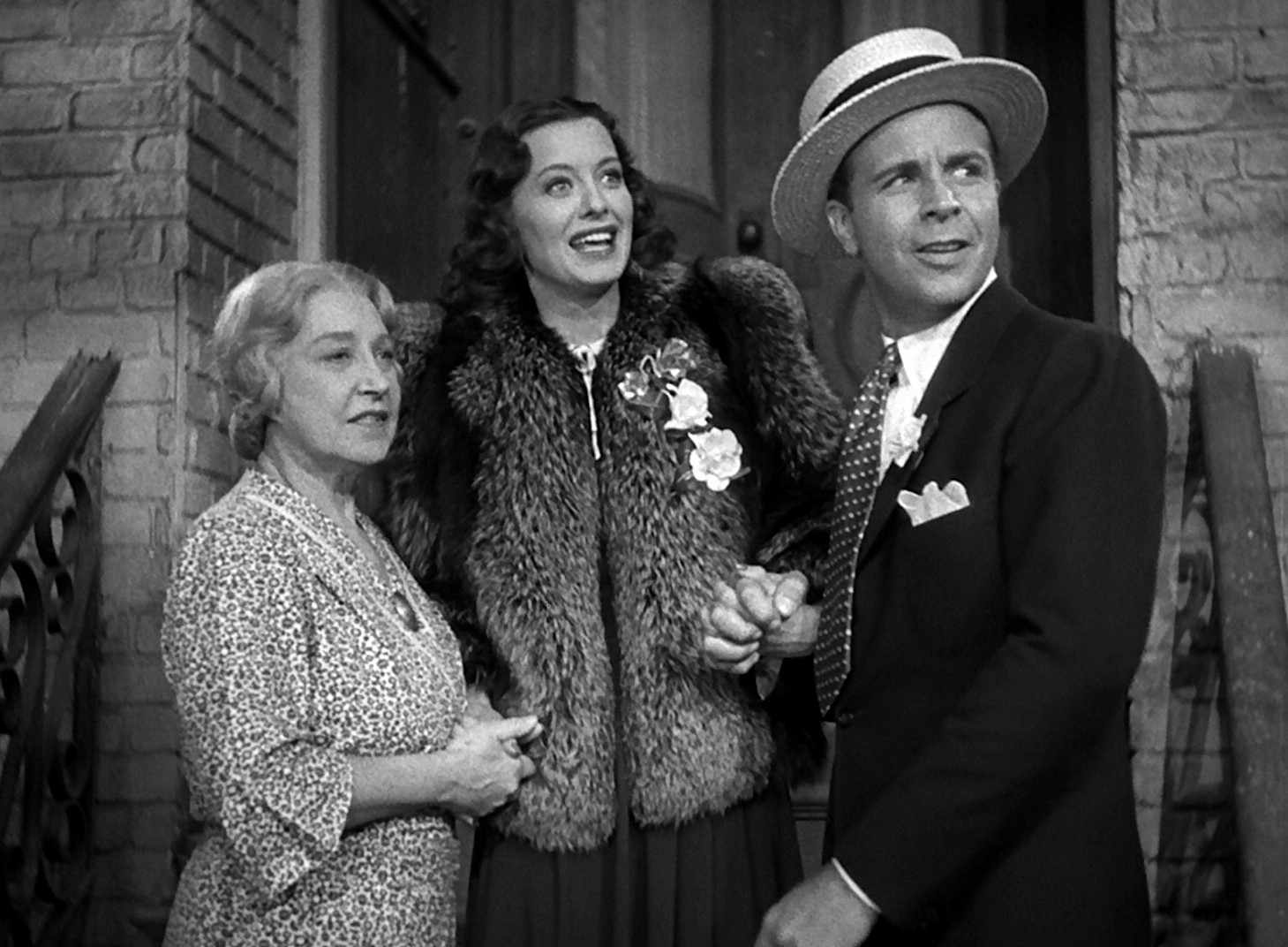 Christmas in July (1940) —  shot,  lighting