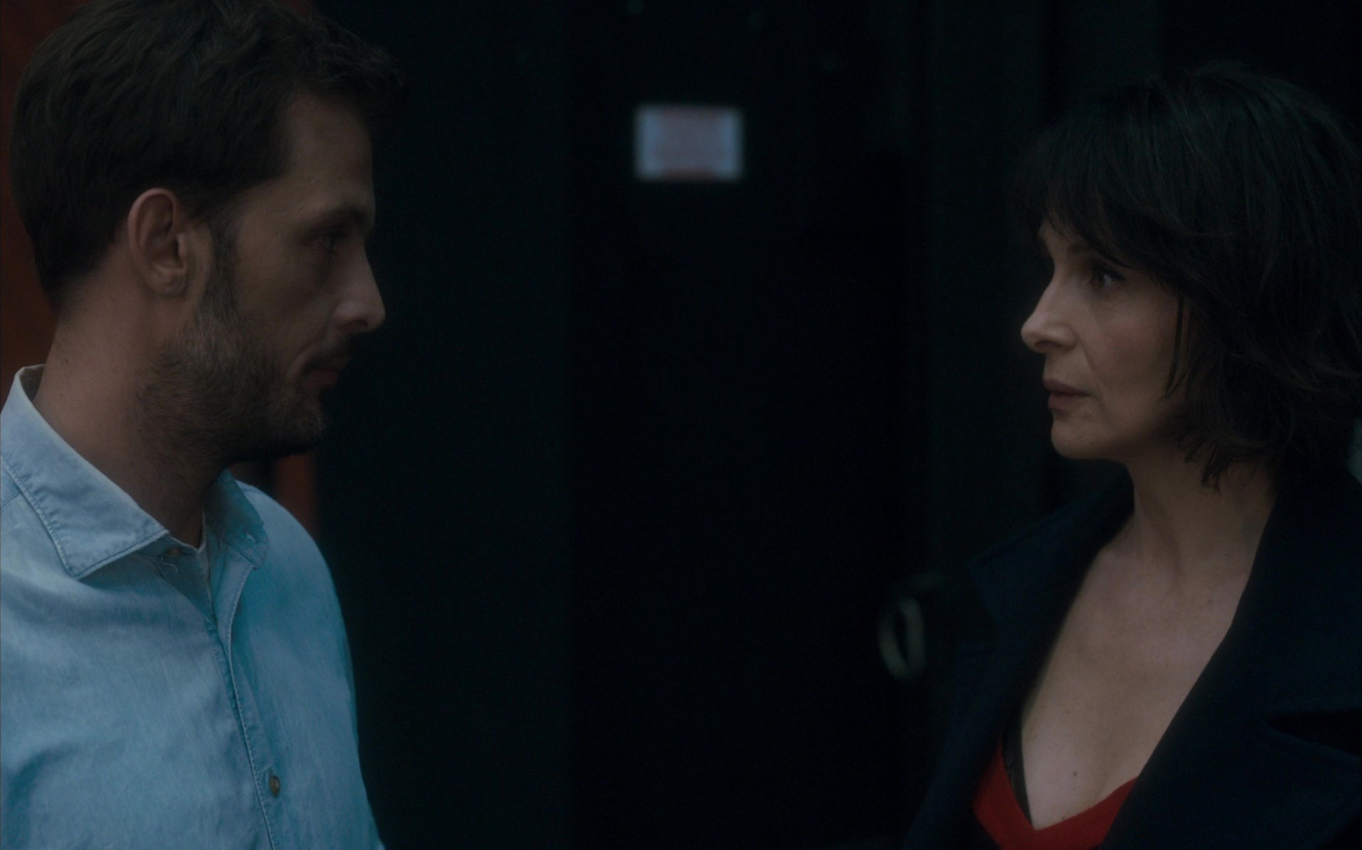 Let the Sunshine In (2017) —  shot,  lighting