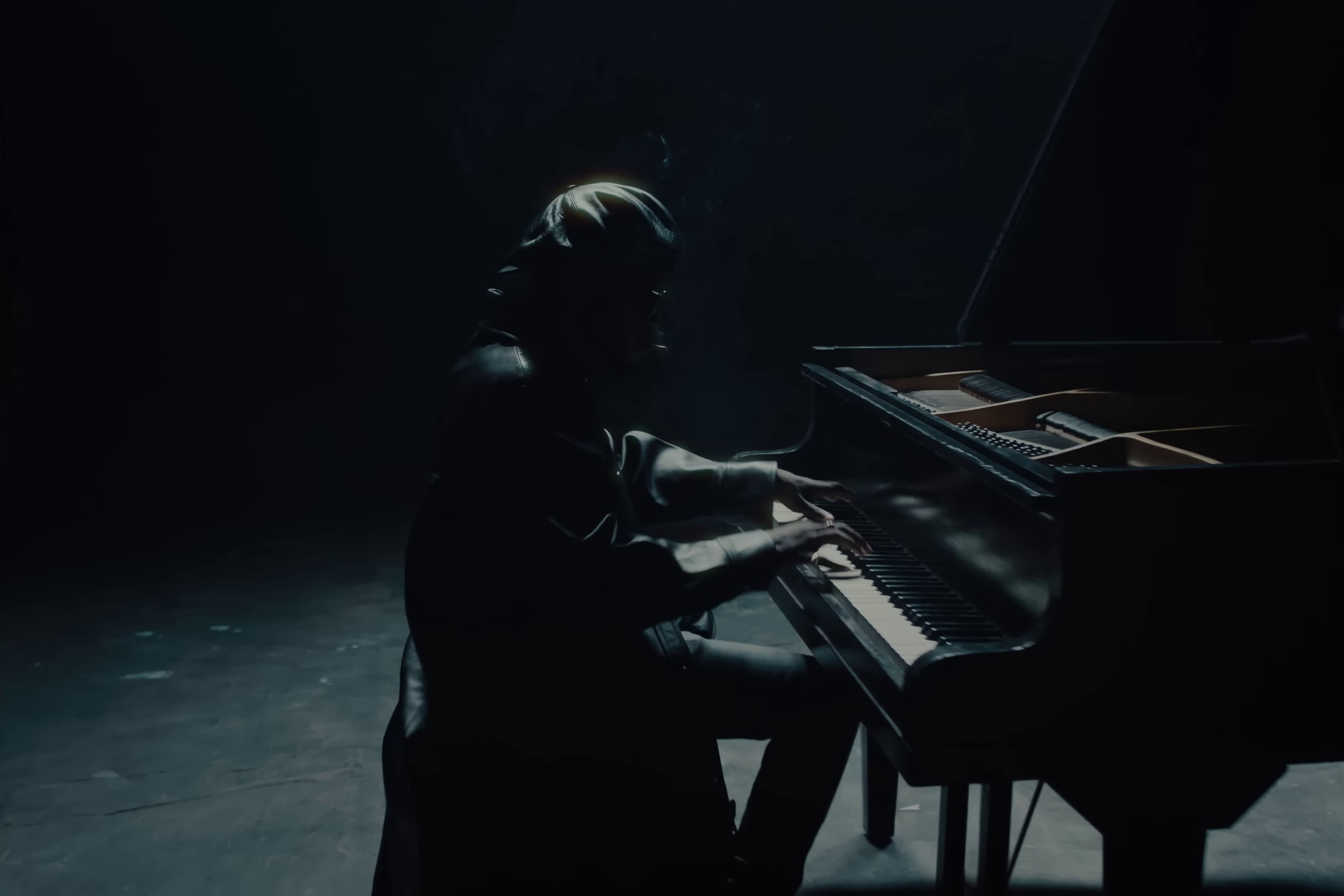 Intro  (2022) —  shot,  lighting