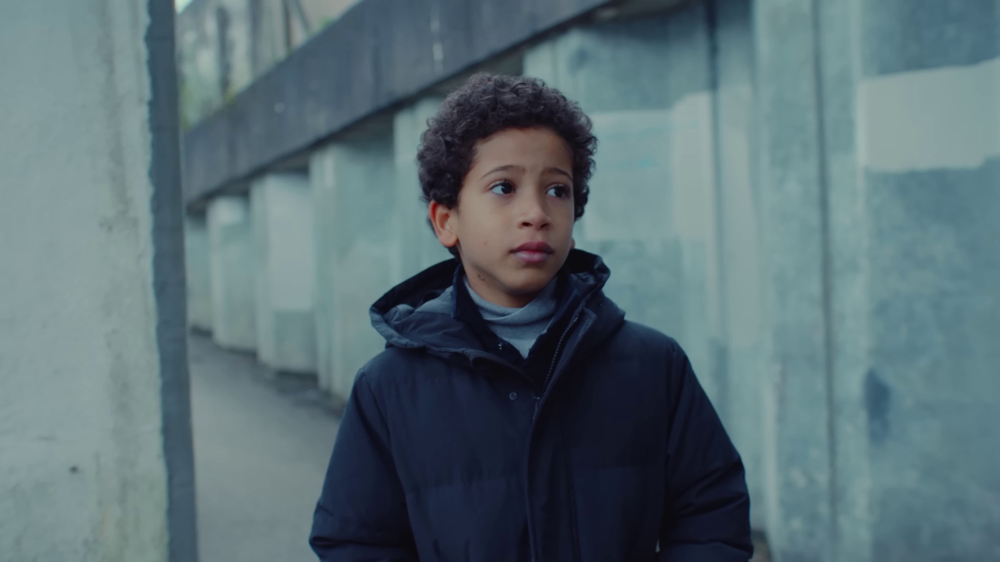 Imagine  (2022) —  shot,  lighting