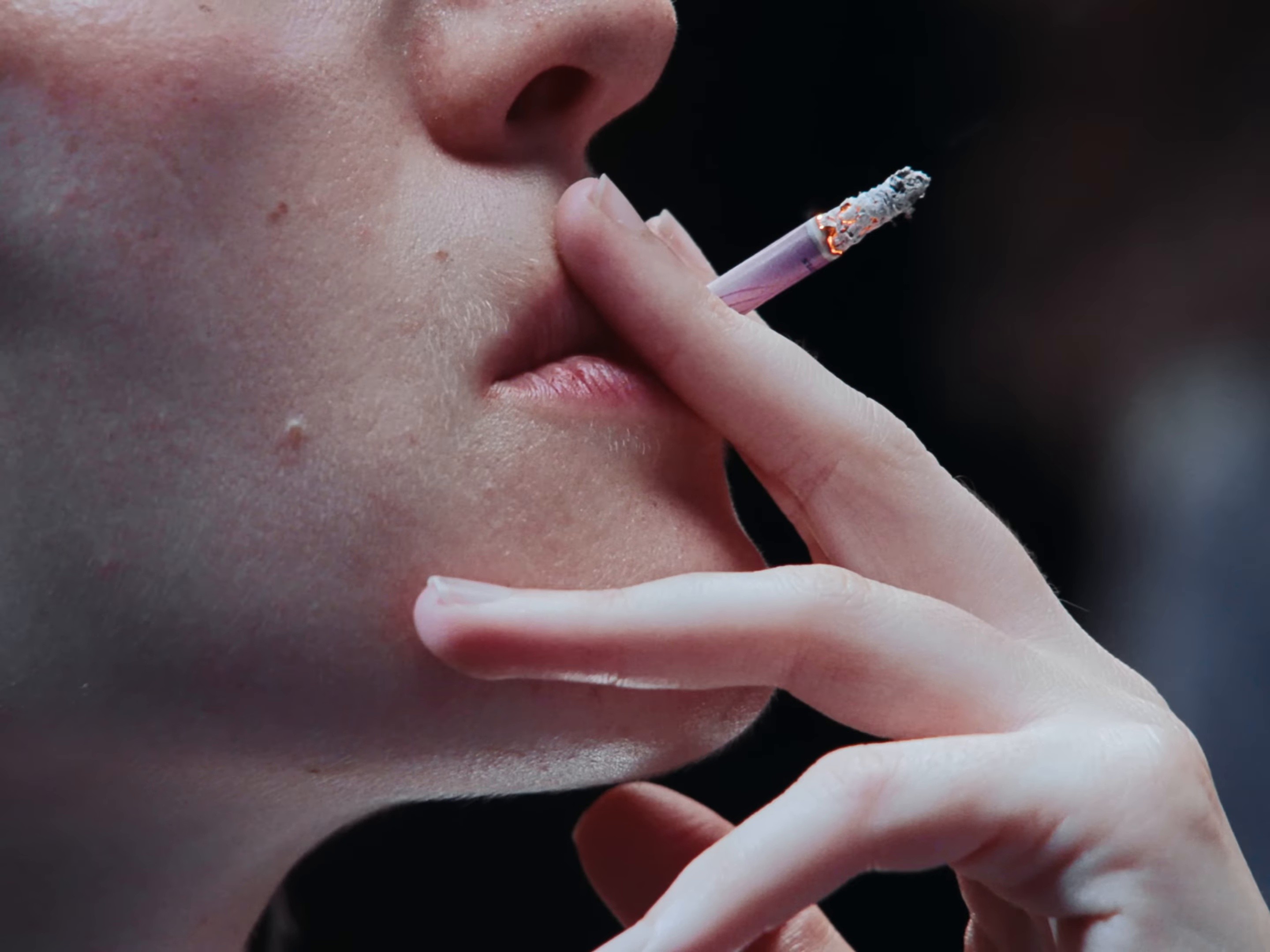 B.S.A.S. (Si Alguna Vez te Sentís Sola de Noche) (2025) —  shot,  lighting