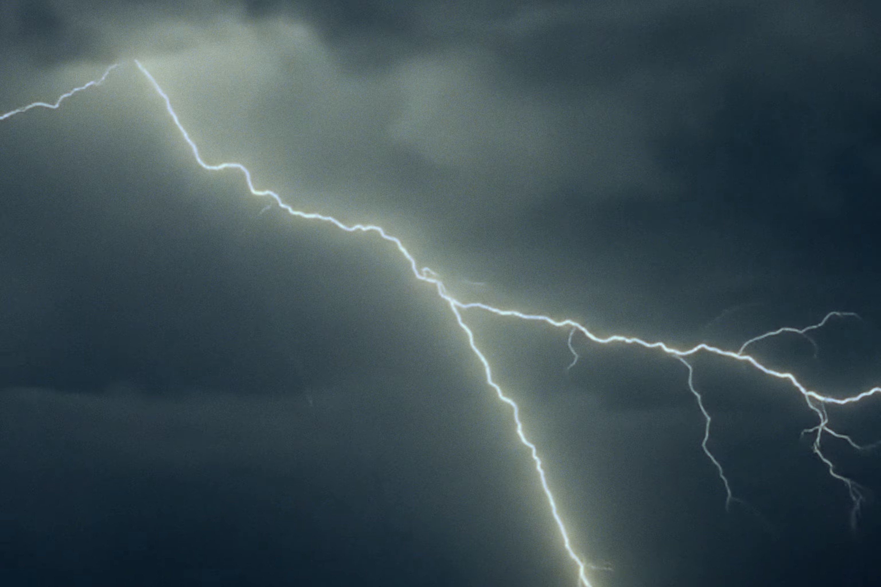 Wind Snow Heat (2025) —  shot,  lighting