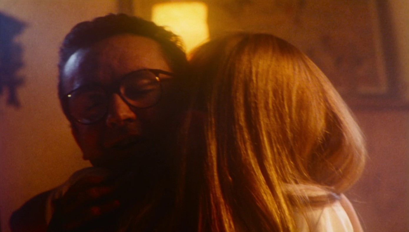 Fear City: A Family-Style Comedy (1994) —  shot,  lighting