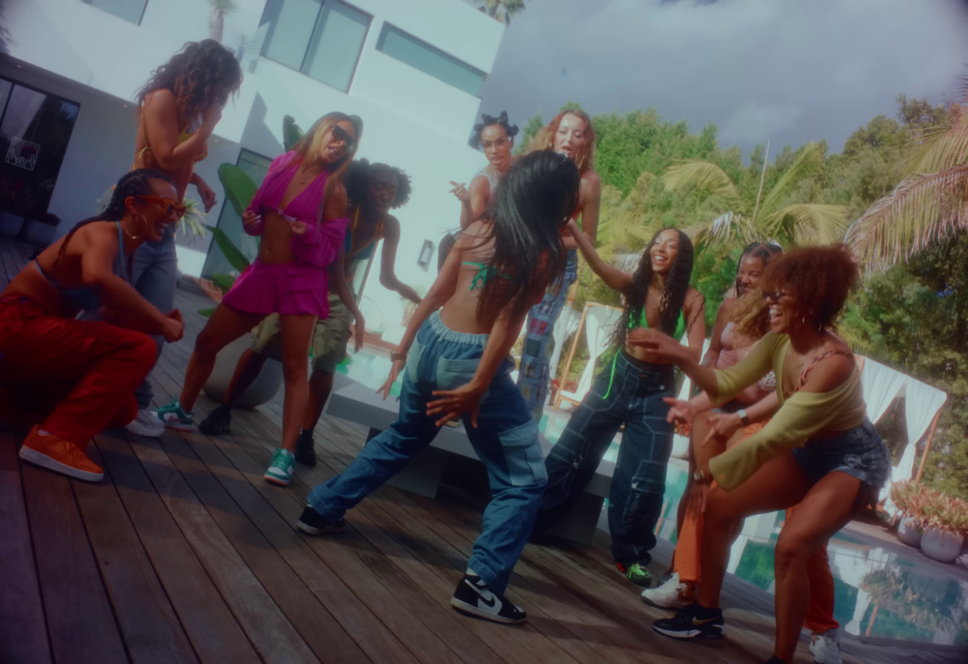 Left Right (2024) —  shot,  lighting