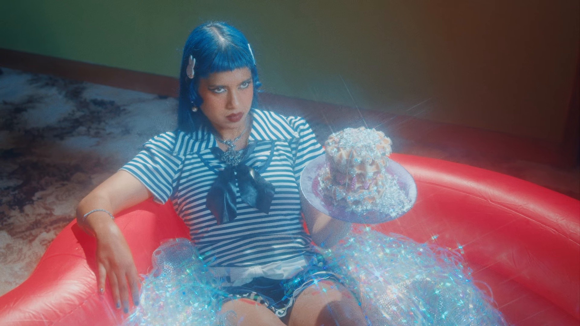 MOLLY (2025) —  shot,  lighting