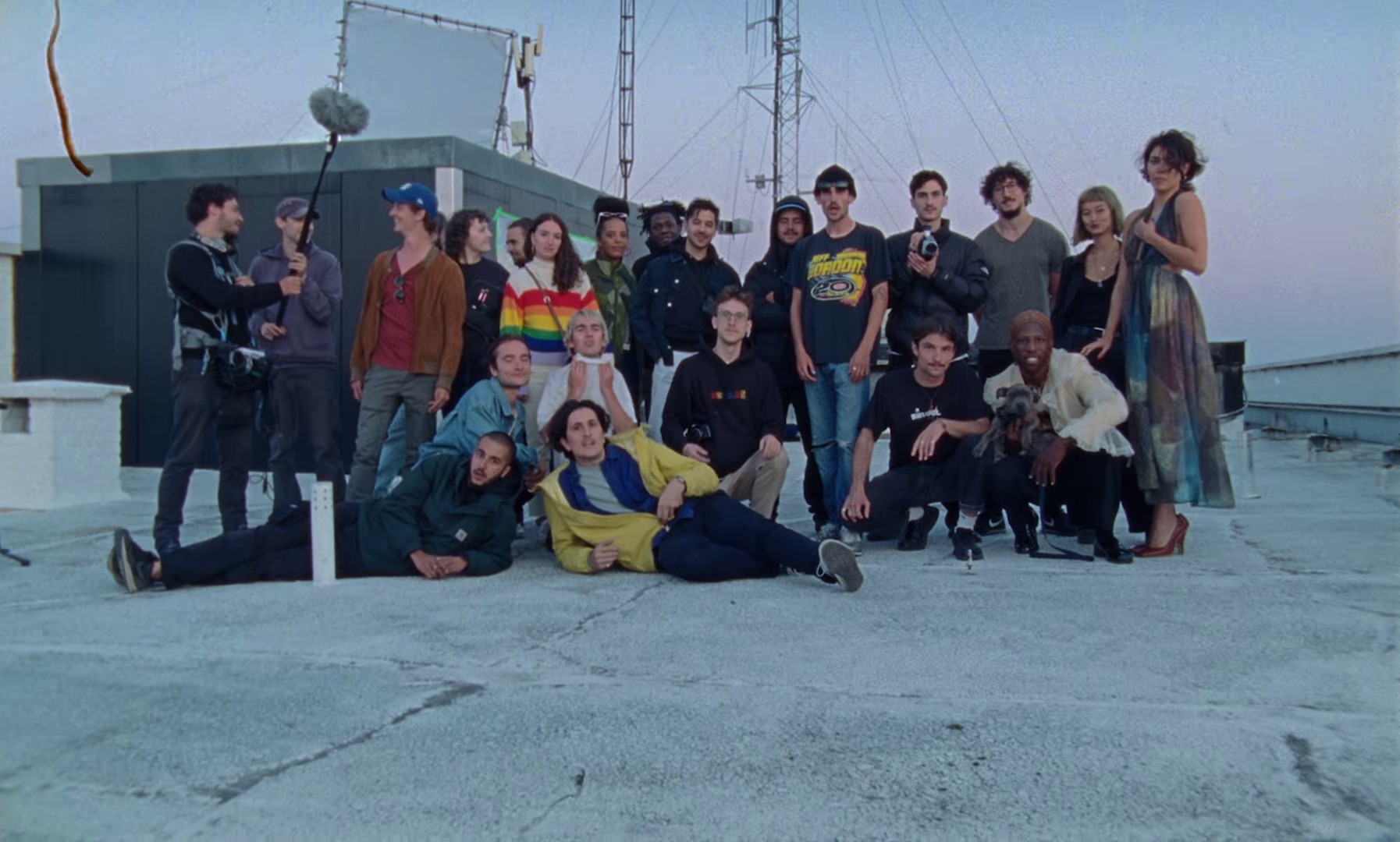 C'est pas le moment (2021) —  shot,  lighting