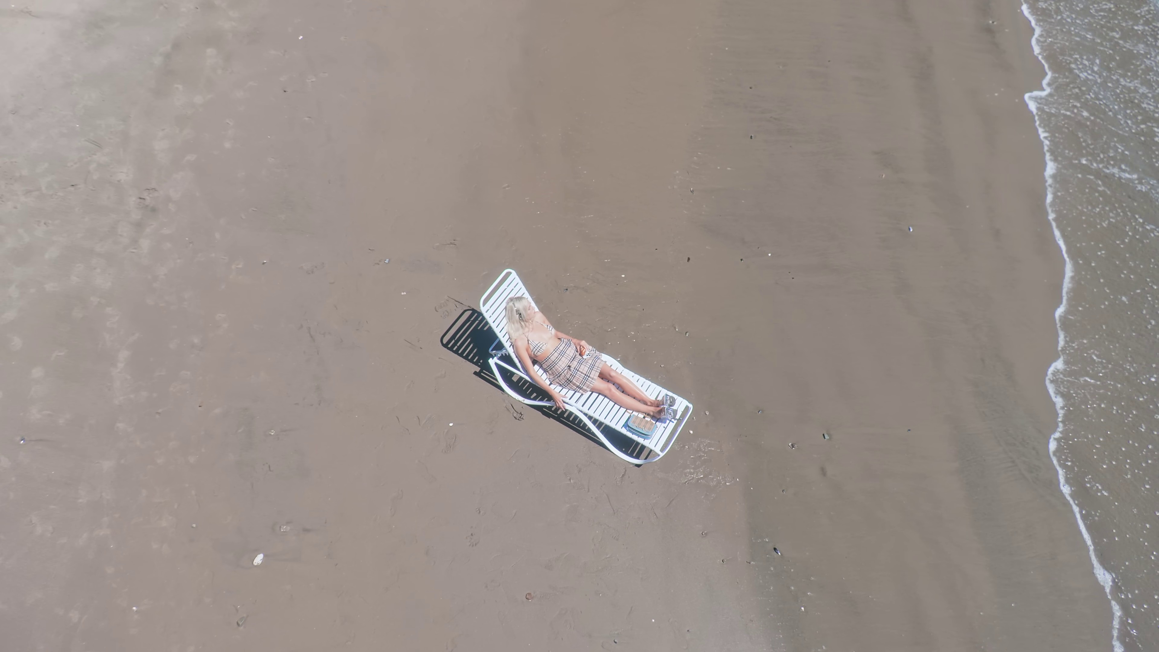 45 Degrees (2024) —  shot,  lighting