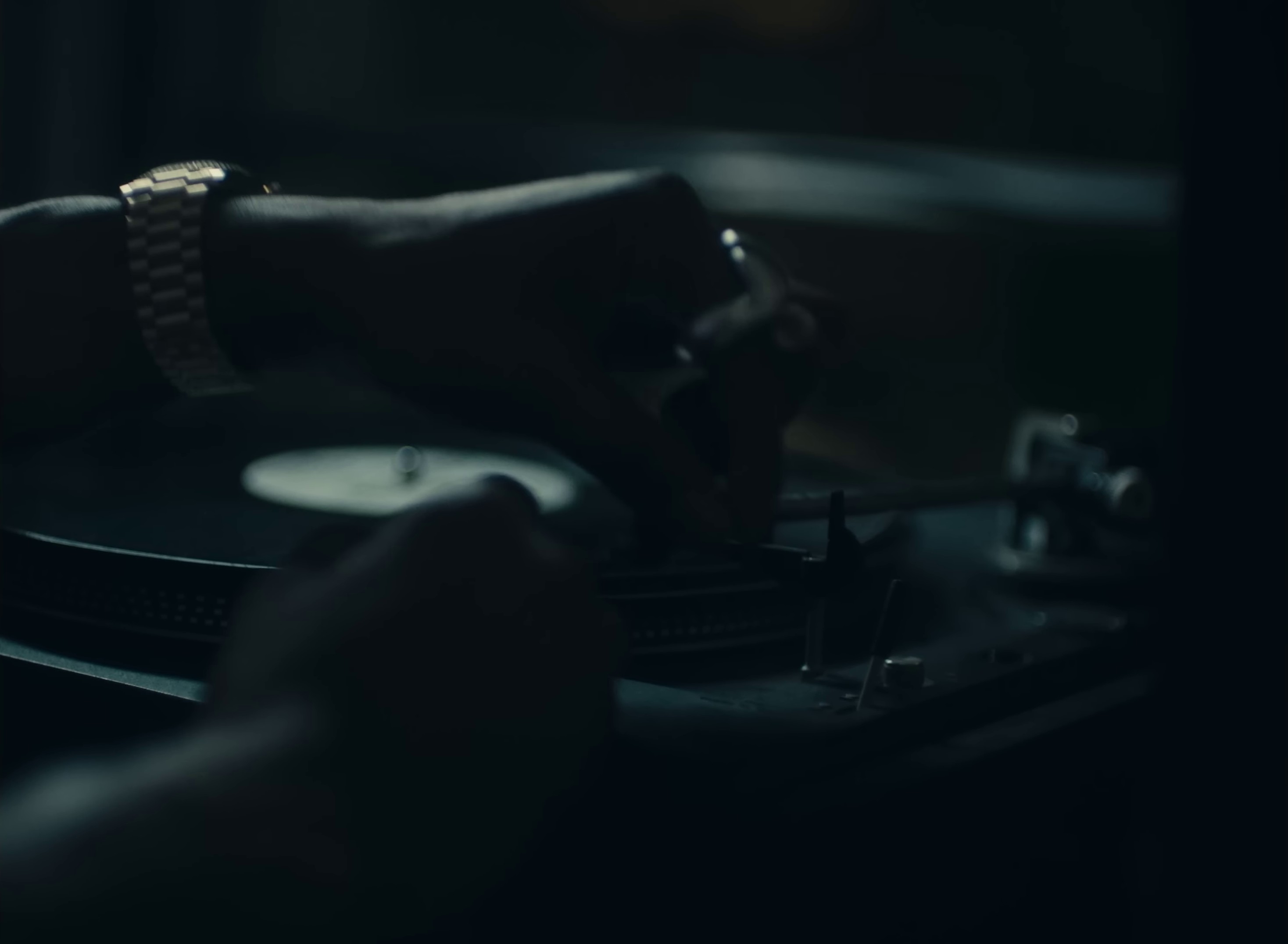 Dj in the car (2023) —  shot,  lighting