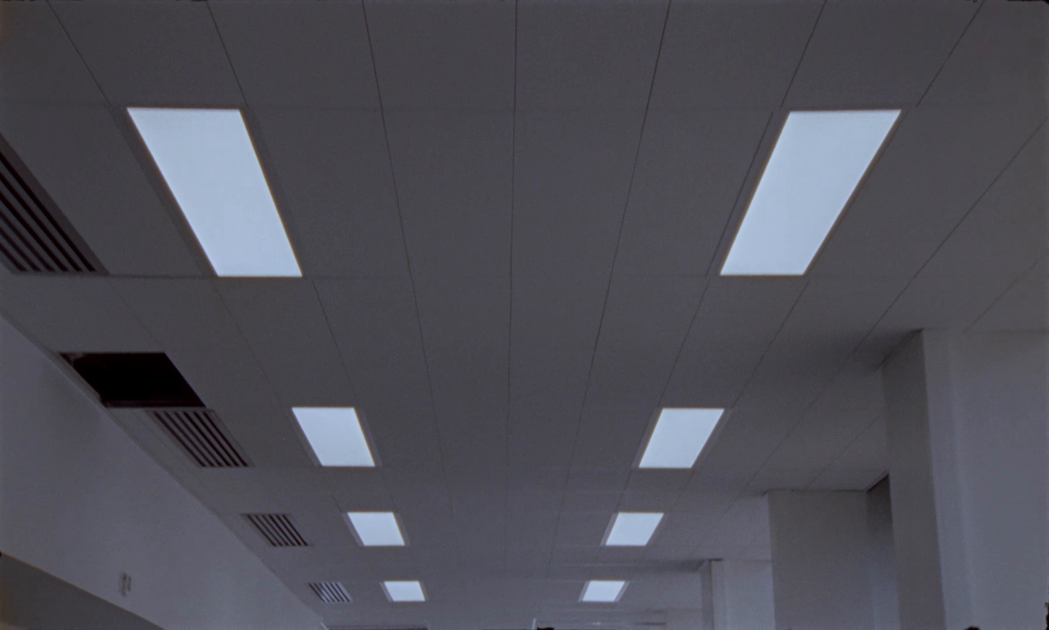 Comme Jean Reno (2025) —  shot,  lighting