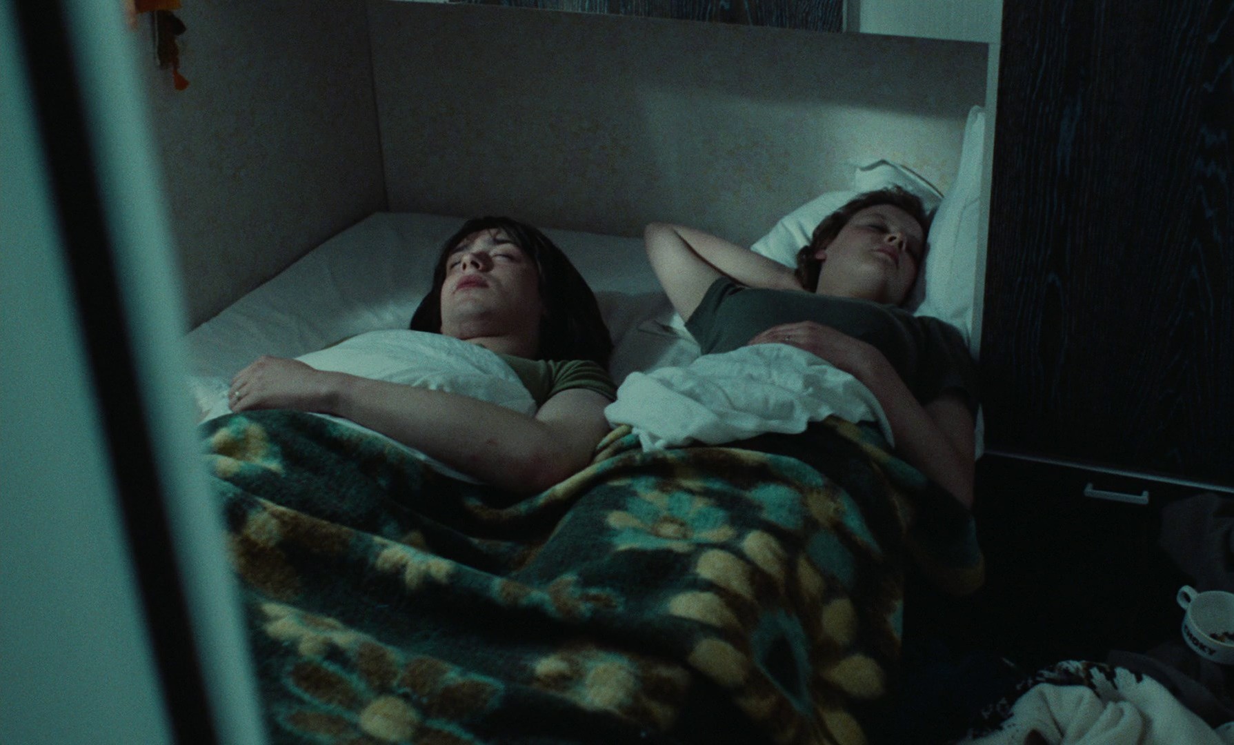 Graduate First (1978) —  shot,  lighting