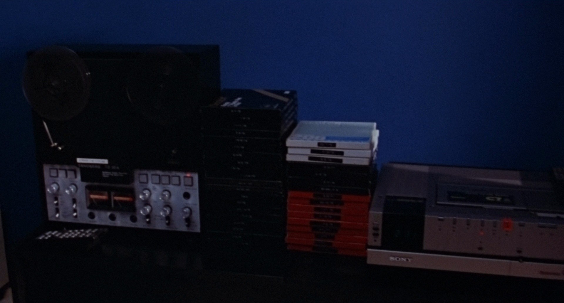 Nomad (1982) —  shot,  lighting