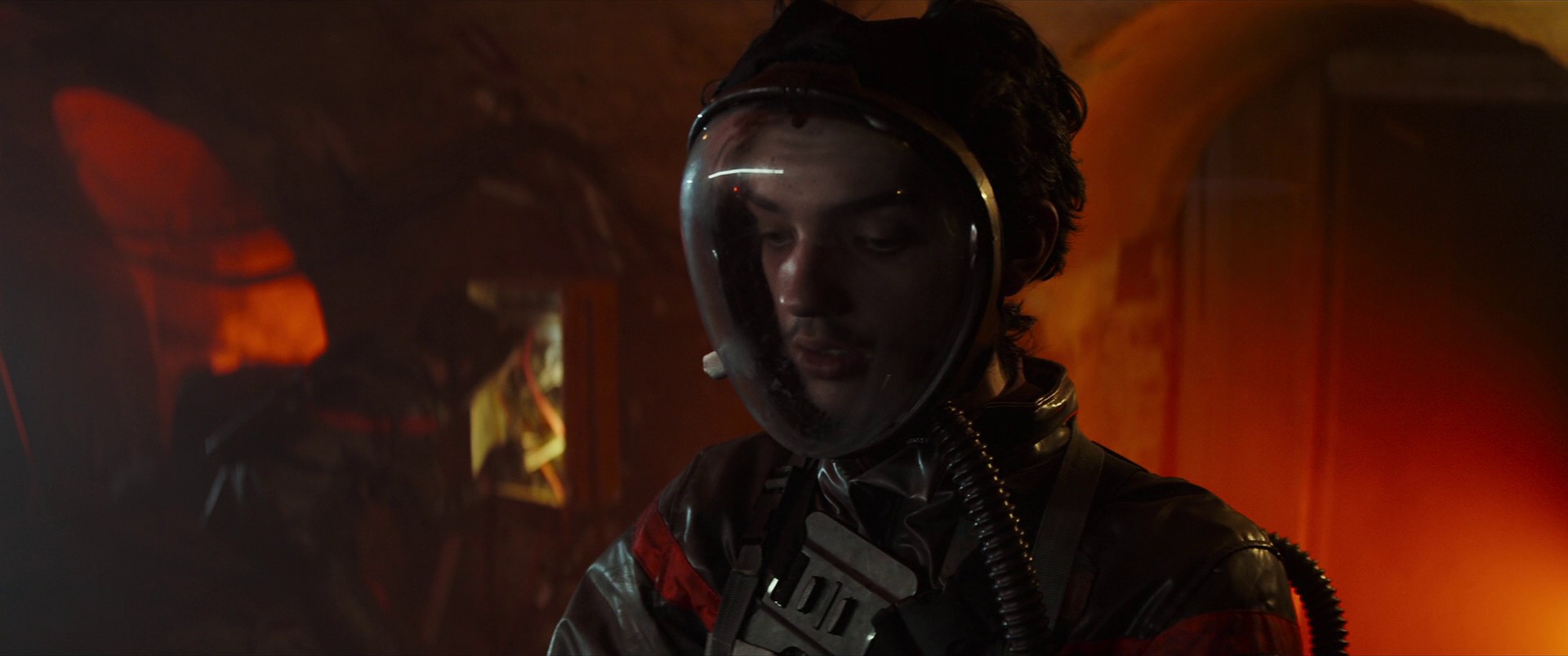 2067 (2020) —  shot,  lighting