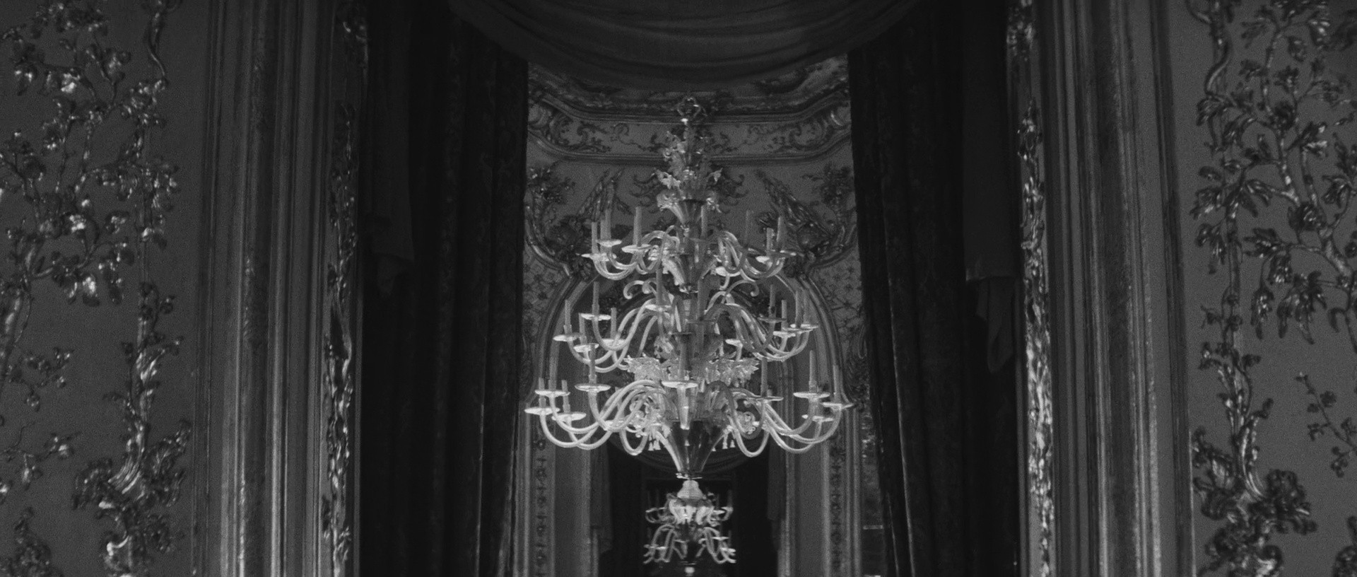 Last Year at Marienbad (1962) —  shot,  lighting