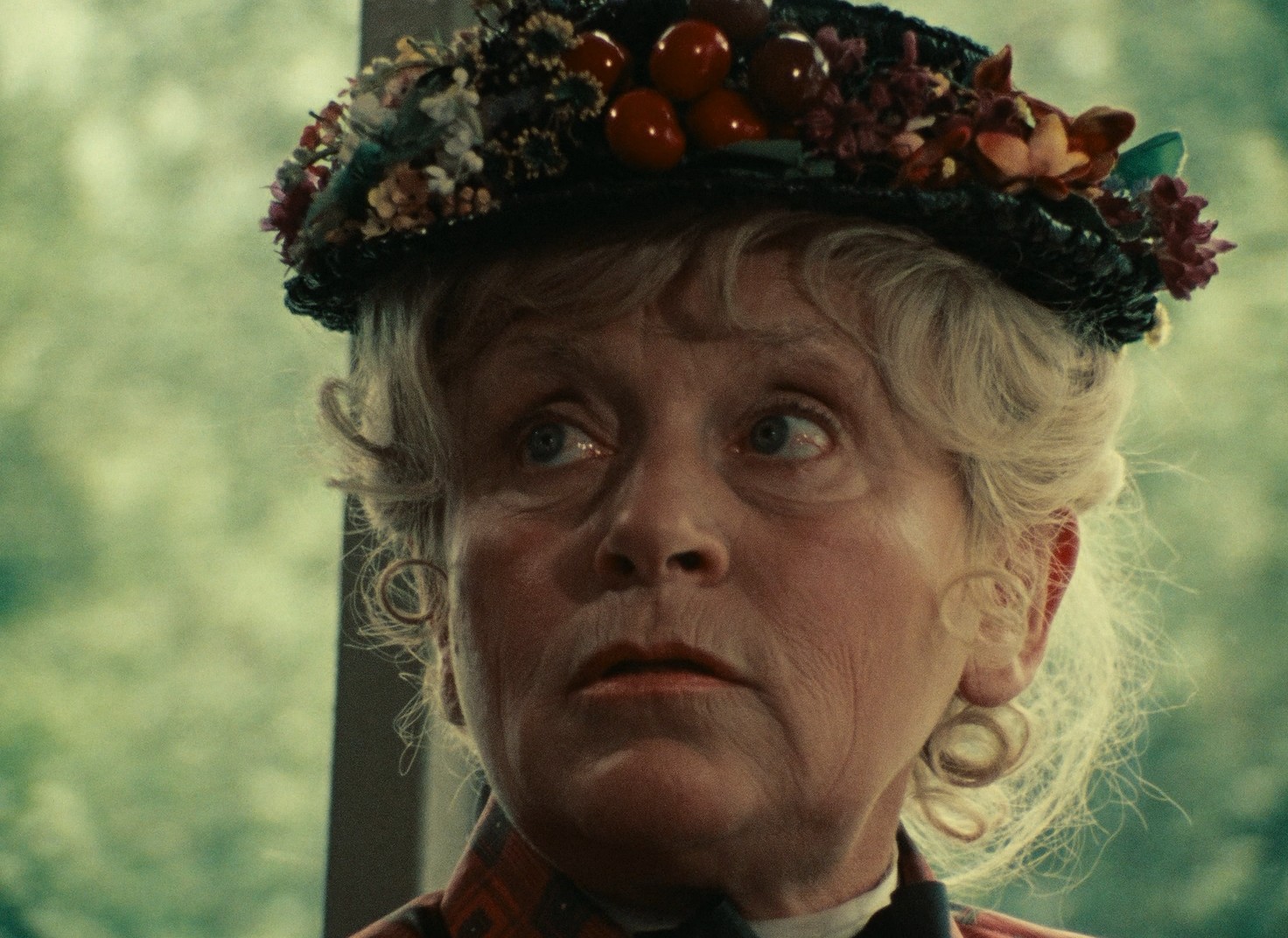 Eight Hours Don't Make a Day (1972) —  shot,  lighting