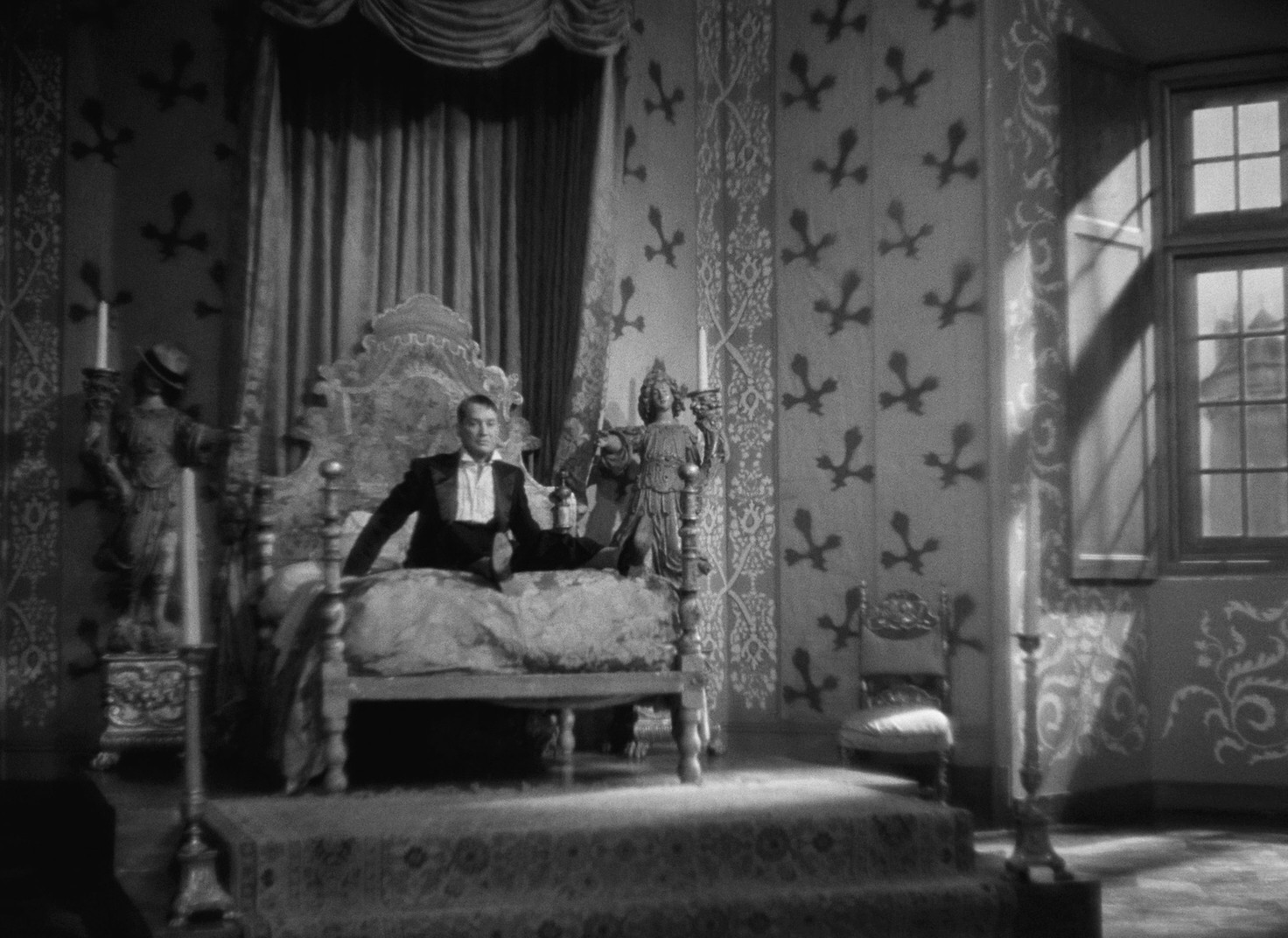 L'homme du jour (1937) —  shot,  lighting