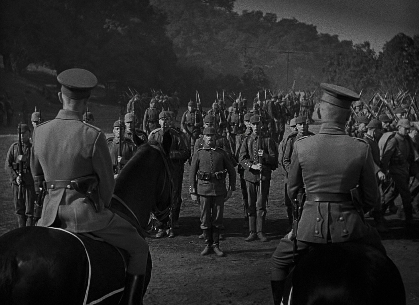 All Quiet on the Western Front (1930) —  shot,  lighting