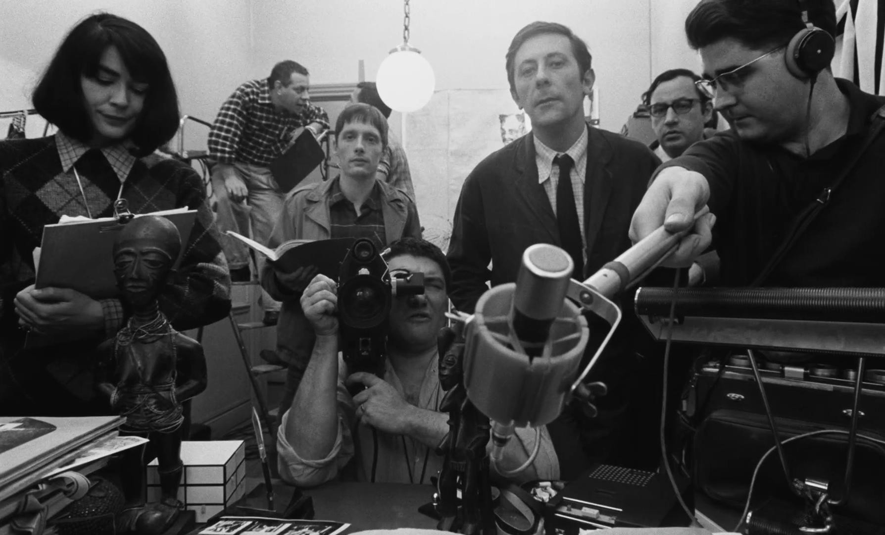 Who Are You, Polly Maggoo? (1966) —  shot,  lighting