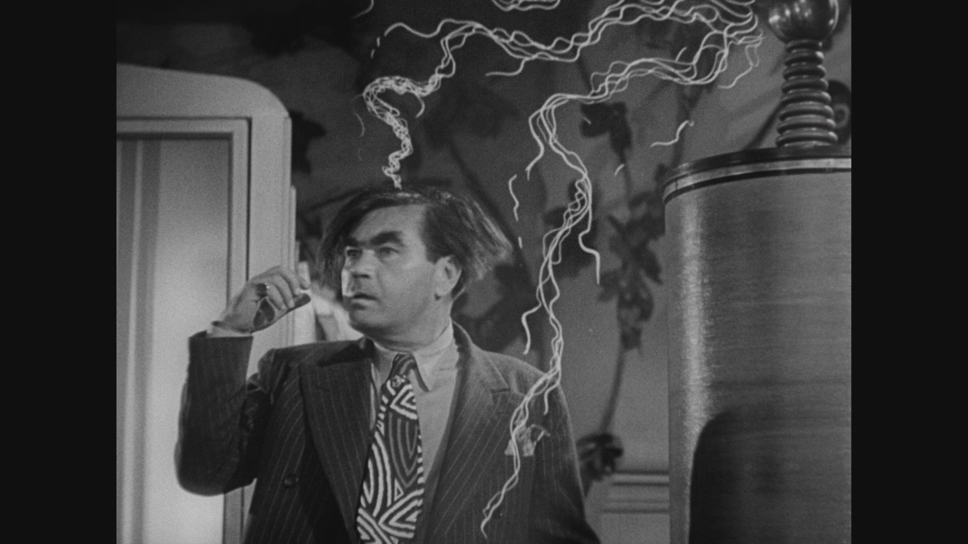 The Invisible Woman (1940) —  shot,  lighting