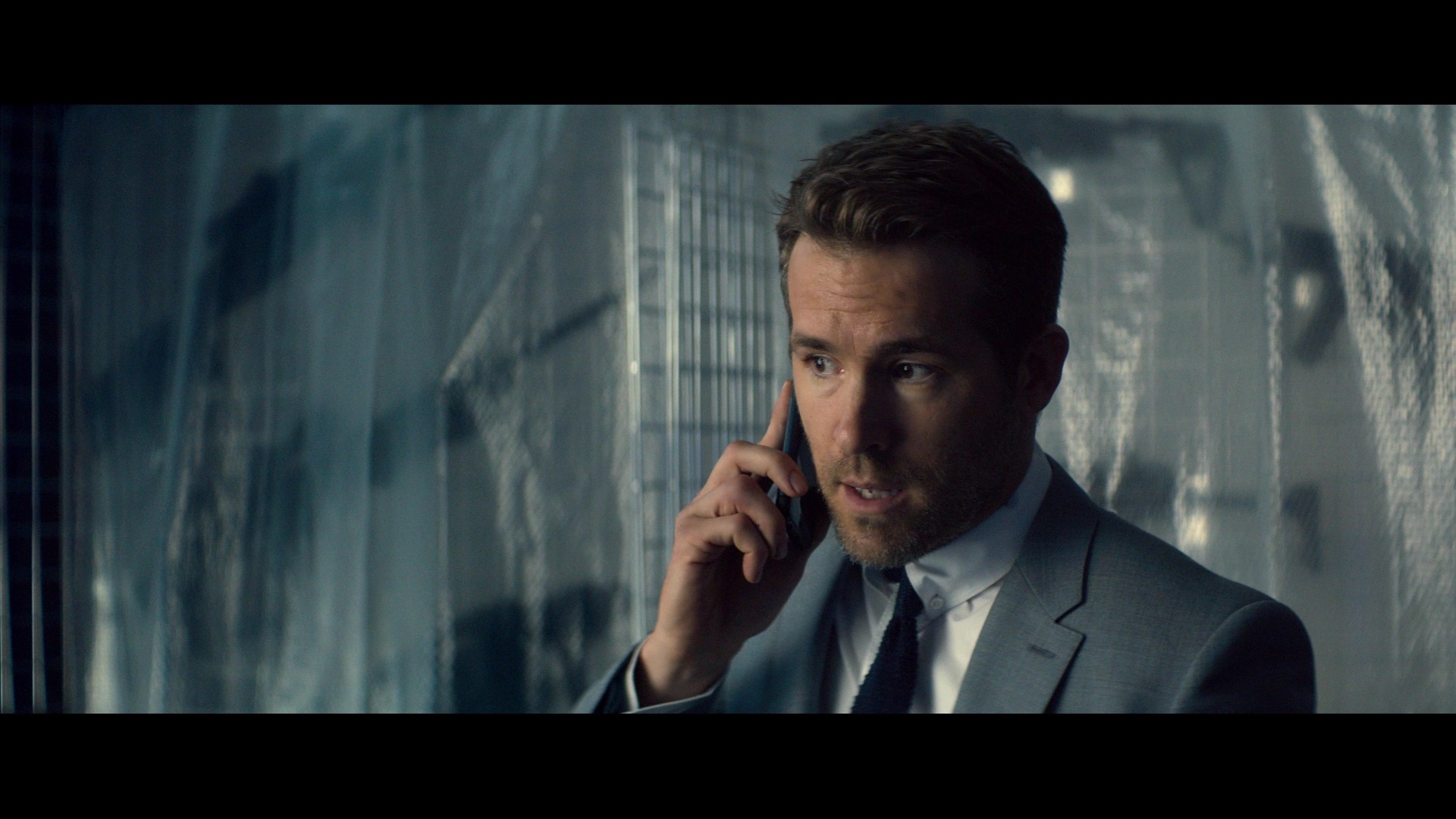 The Hitman's Bodyguard (2017) —  shot,  lighting