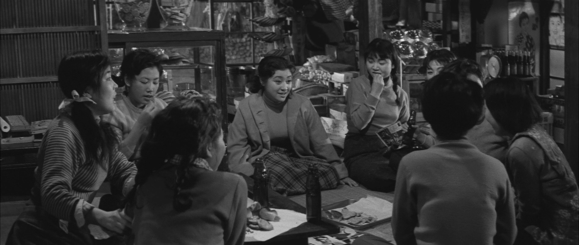 Nusumareta yokujô (1958) —  shot,  lighting