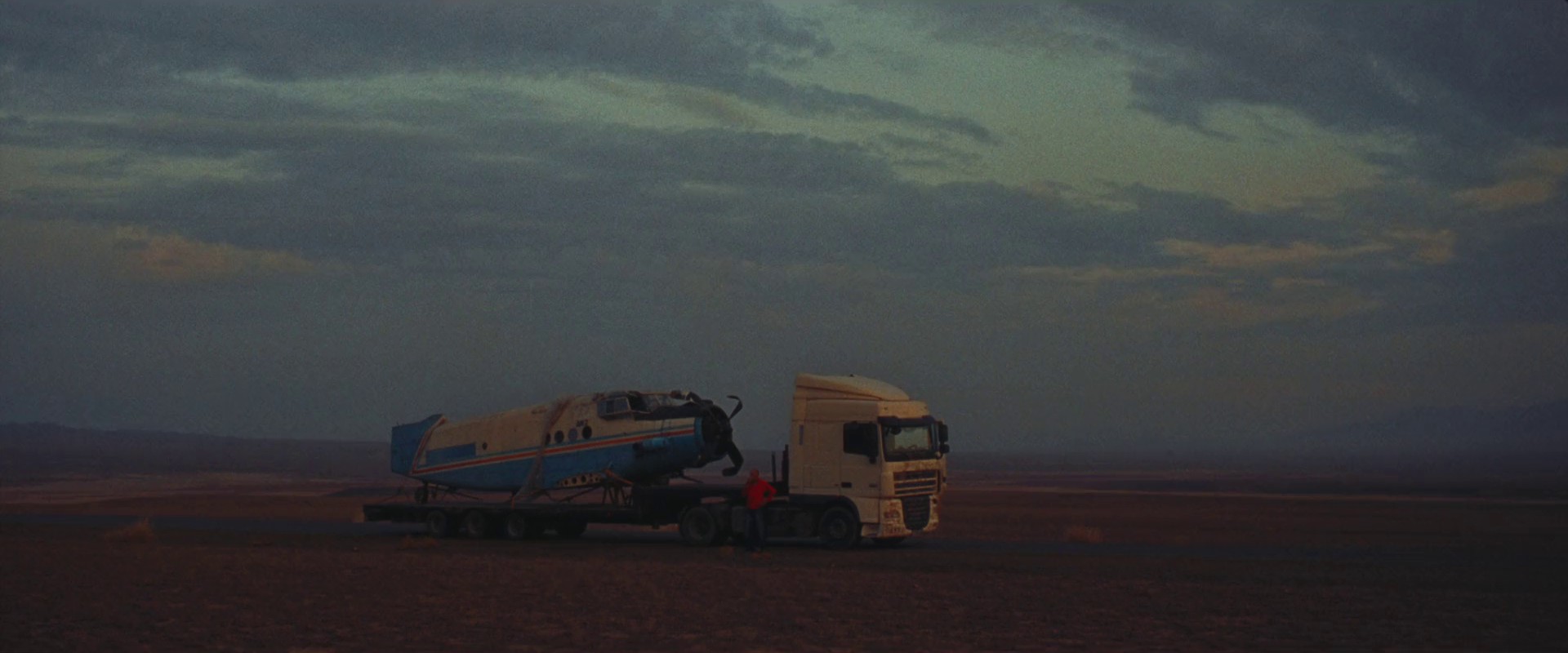 love, death, distraction (2019) —  shot,  lighting