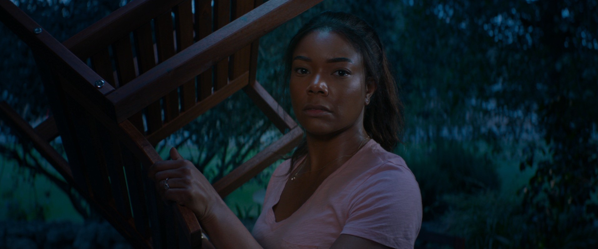 Breaking In (2018) —  shot,  lighting