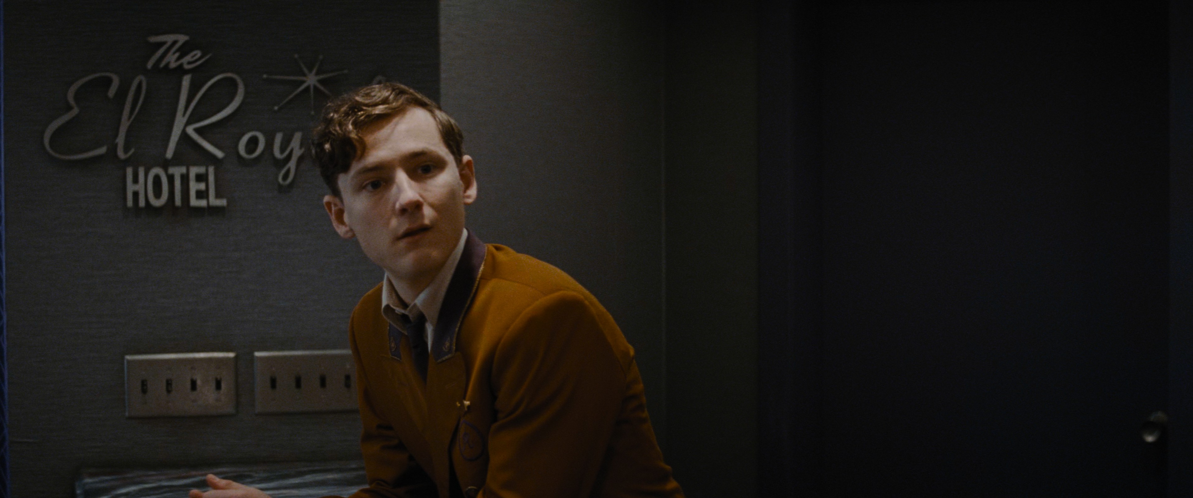 Bad Times at the El Royale (2018) —  shot,  lighting