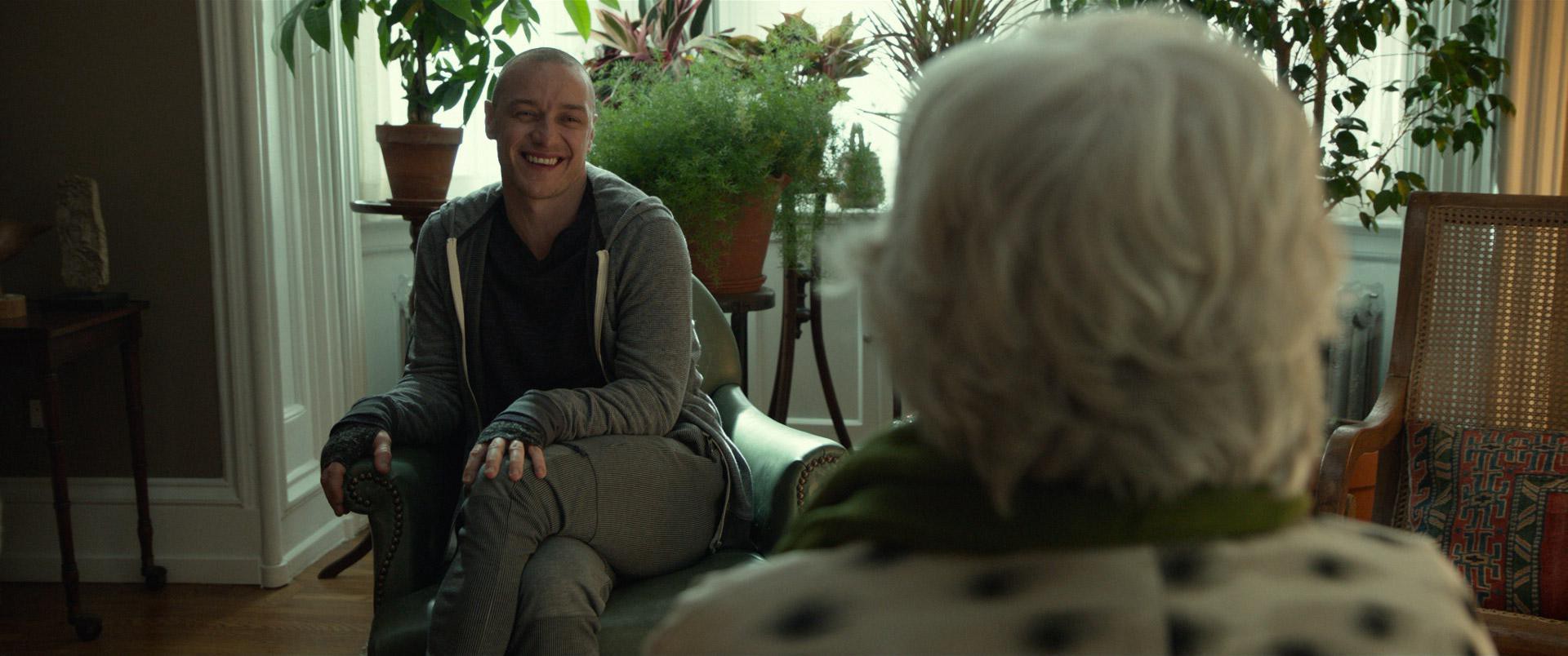 Split (2016) —  shot,  lighting