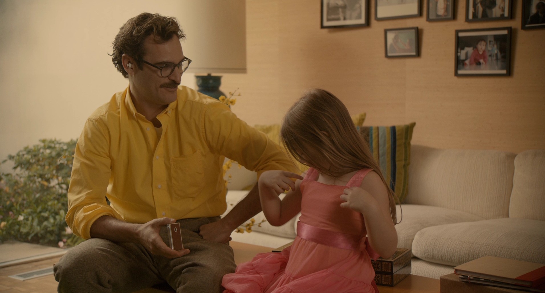 Her (2013) —  shot,  lighting