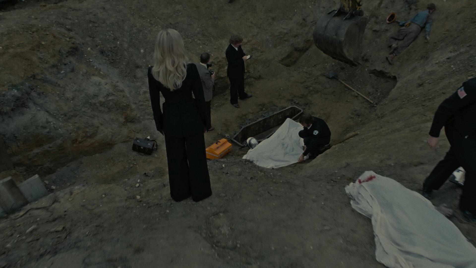 Dark Shadows (2012) —  shot,  lighting