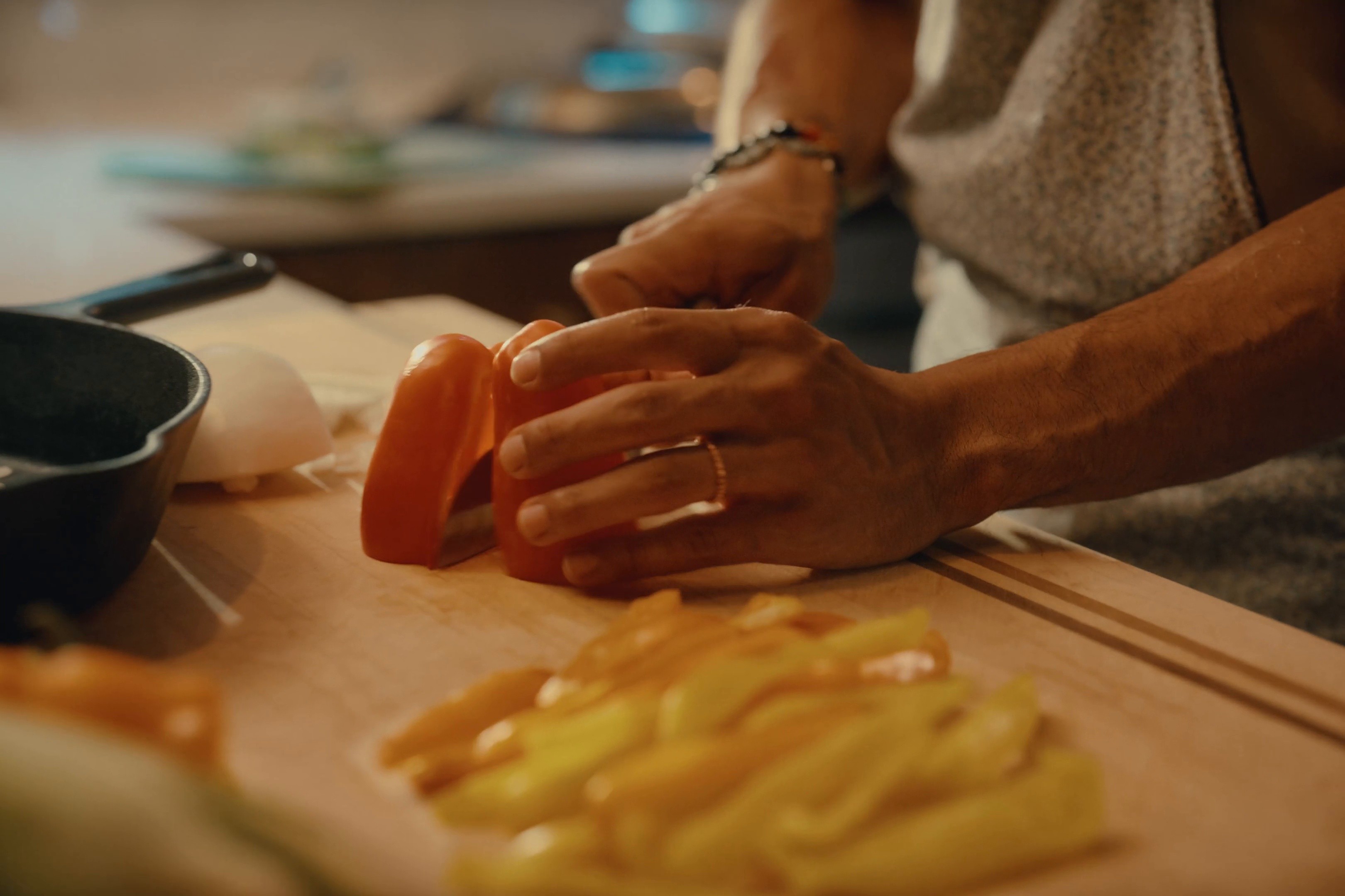 'Teddi's Place' #MadeinPeerspace (2024) —  shot,  lighting