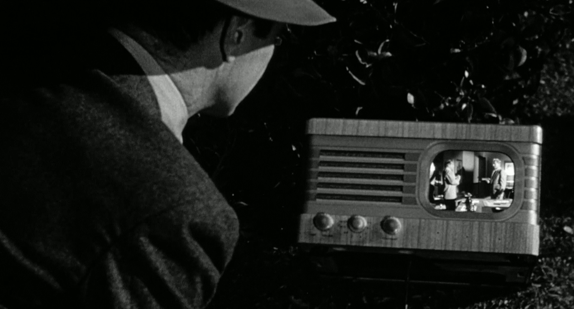 The Miami Story (1954) —  shot,  lighting