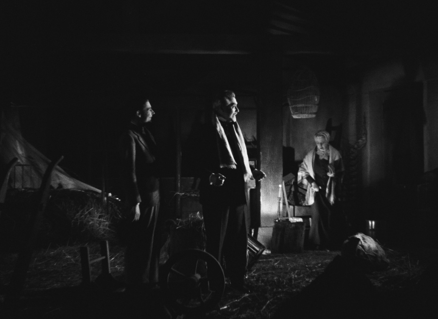 La fin du jour (1939) —  shot,  lighting