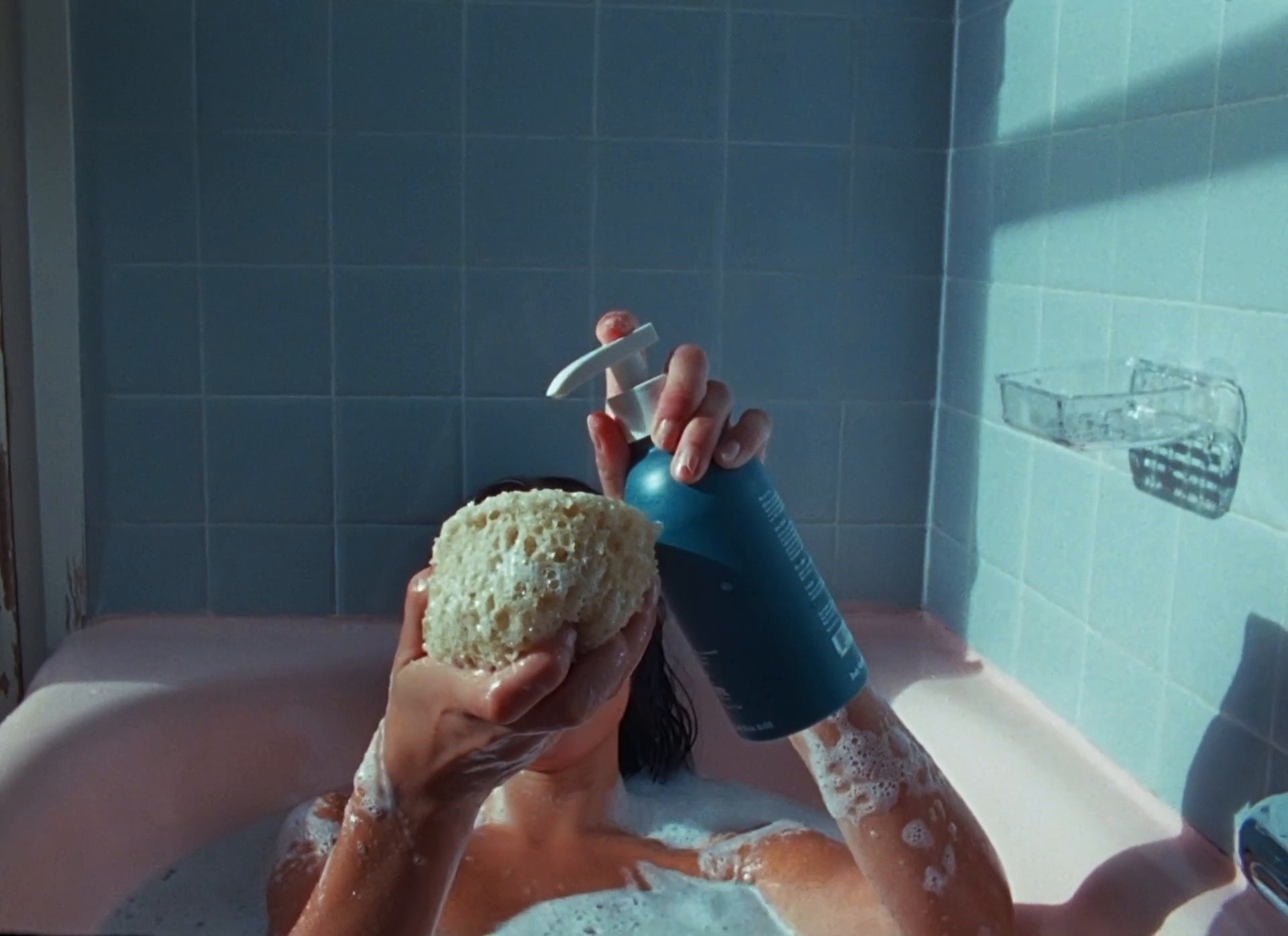 UNI. (2024) —  shot,  lighting