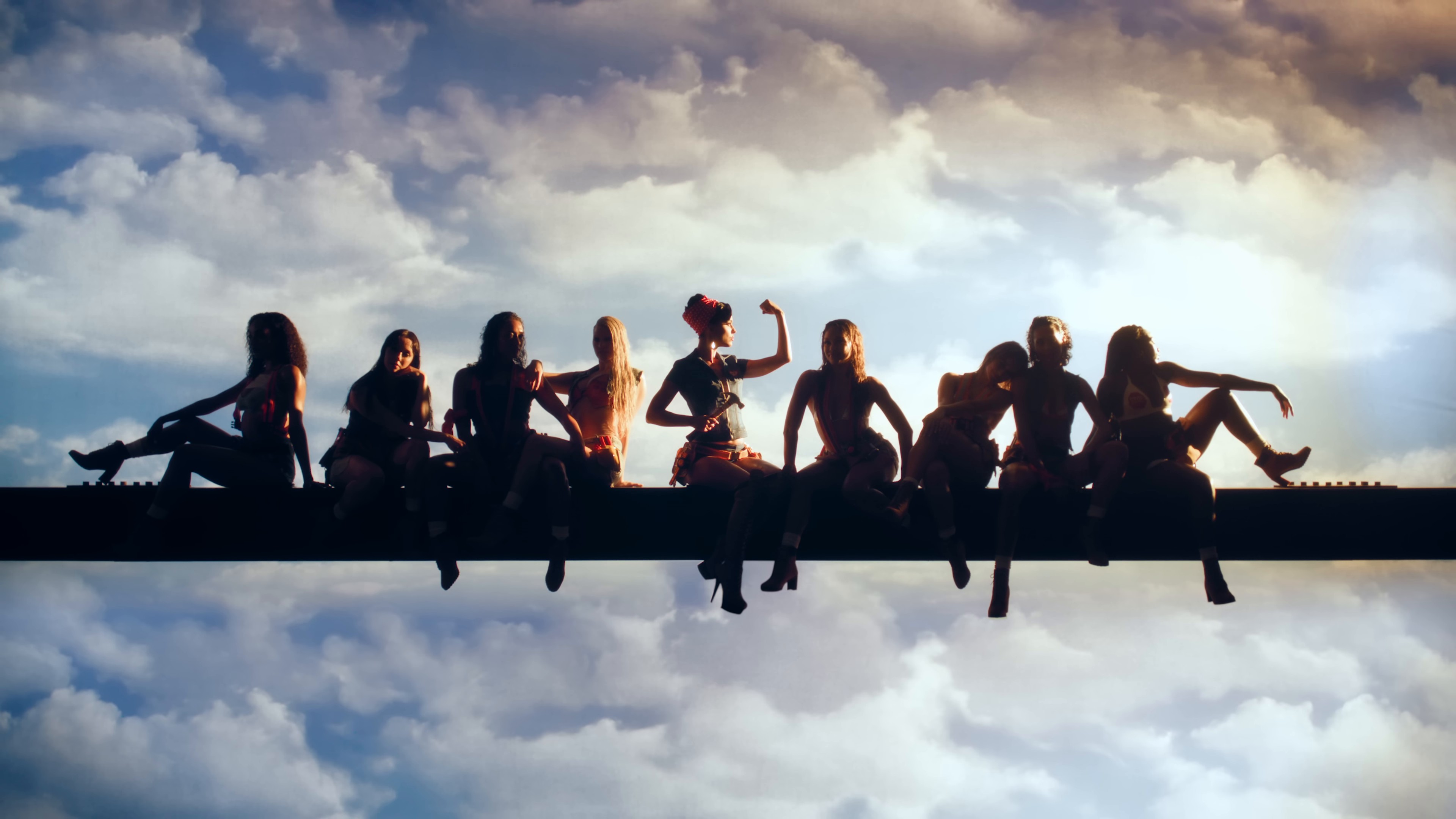 WOMAN’S WORLD (2024) —  shot,  lighting