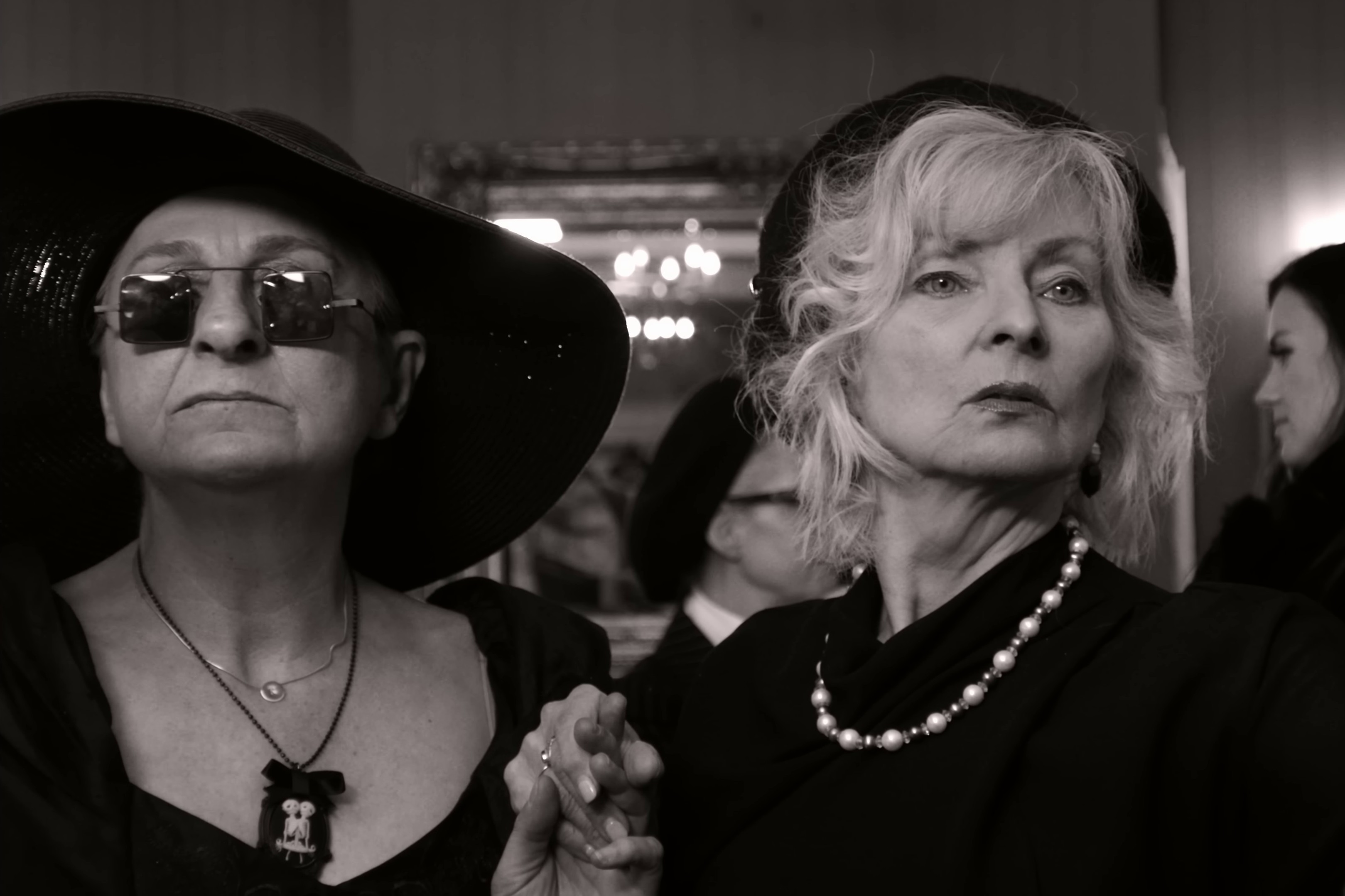 Shiver (2024) —  shot,  lighting