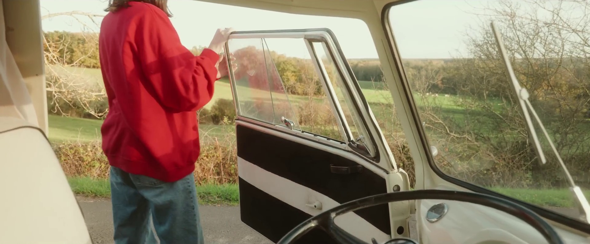 Volkswagen (2022) —  shot,  lighting