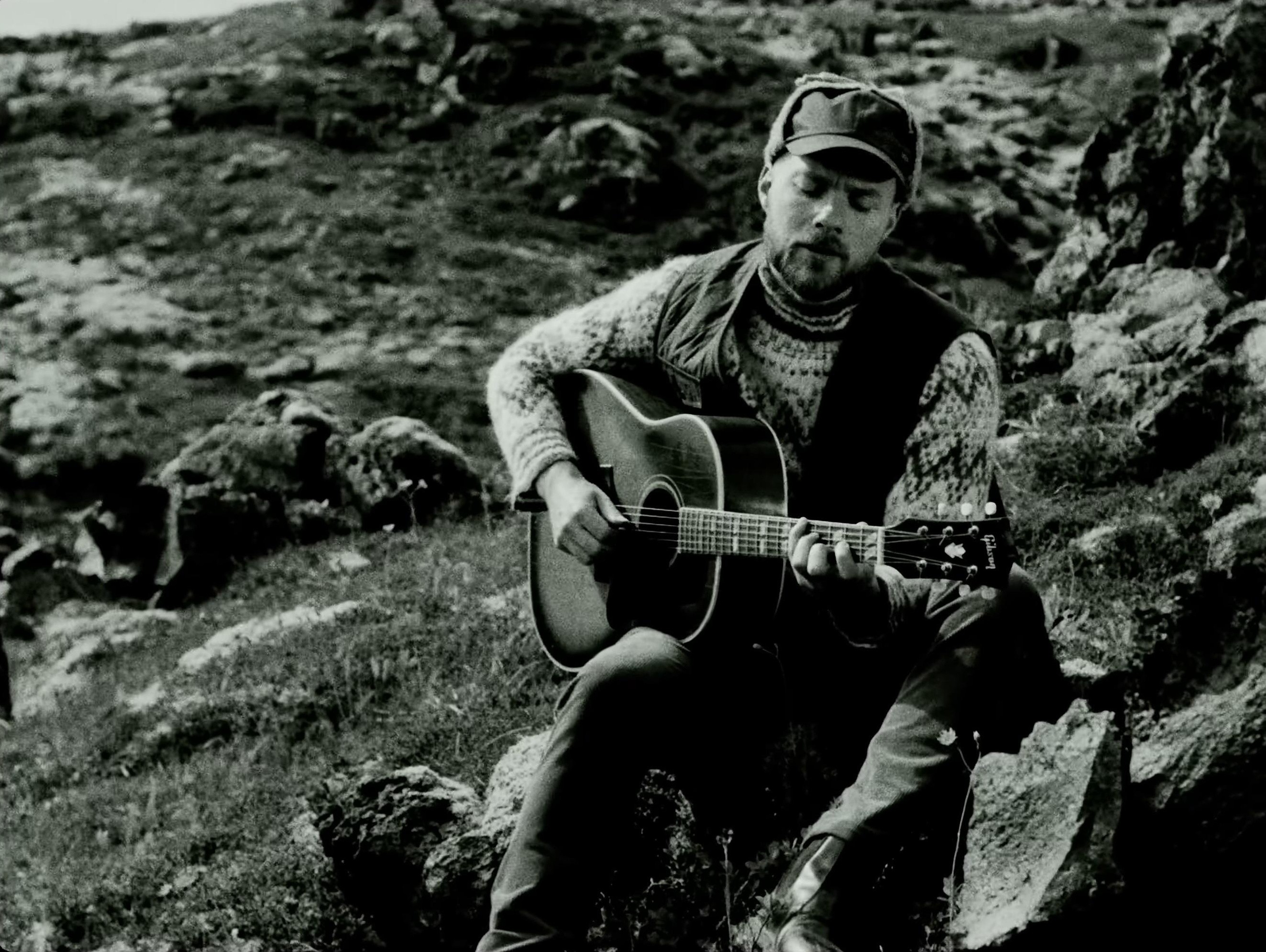 Eydís Evensen (2025) —  shot,  lighting