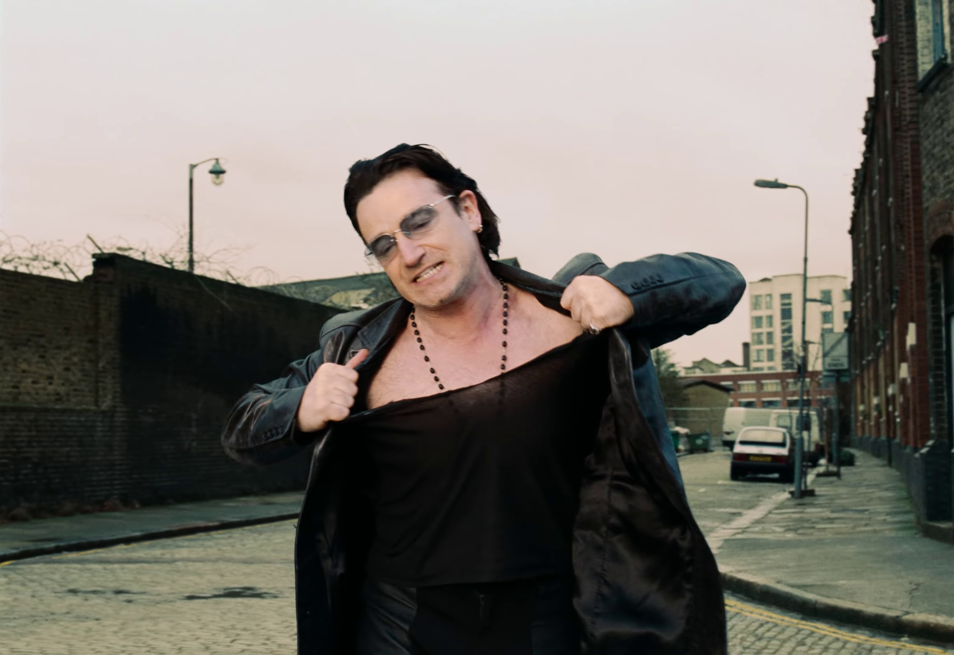 Walk On (Liz Friedlander Version) (2020) —  shot,  lighting