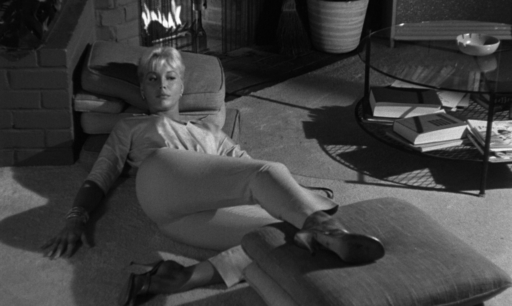 Private Property (1960) —  shot,  lighting