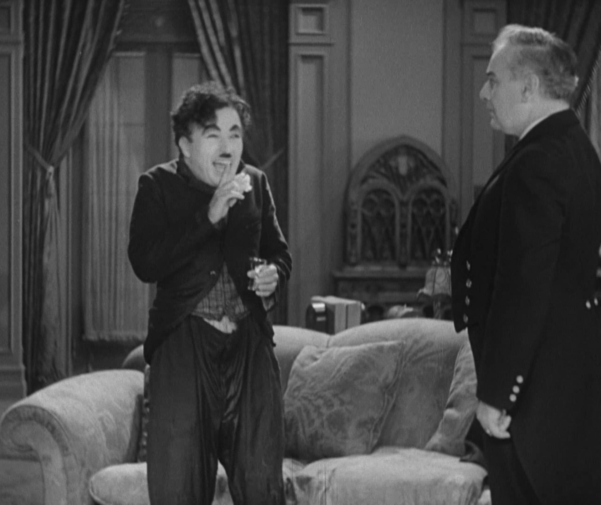 City Lights (1931) —  shot,  lighting