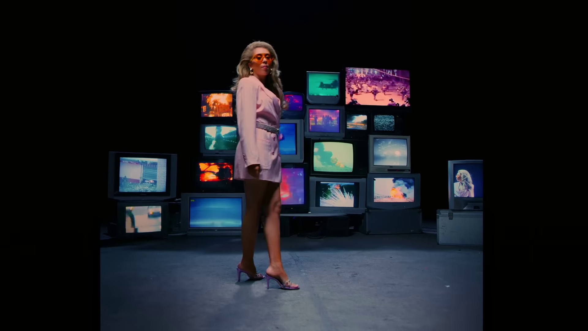 Tyrant (2017) —  shot,  lighting