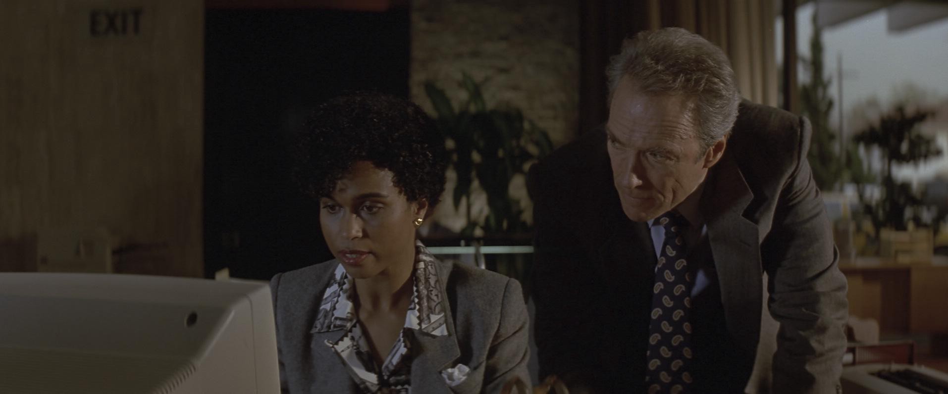 In the Line of Fire (1993) —  shot,  lighting