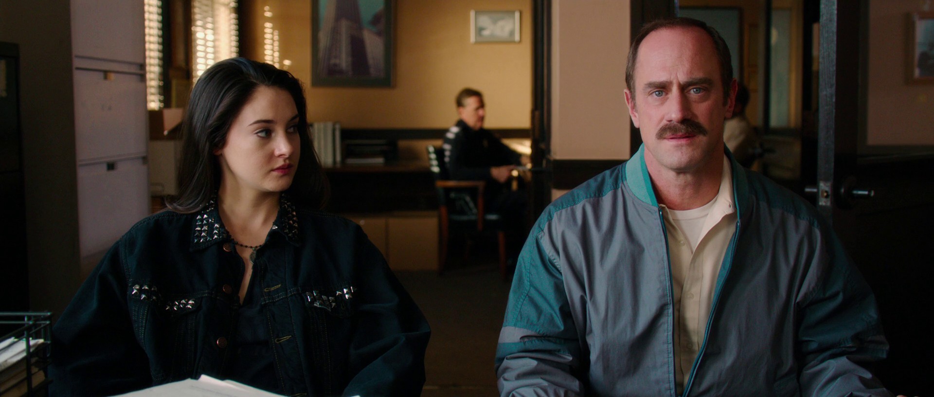 White Bird in a Blizzard (2014) —  shot,  lighting